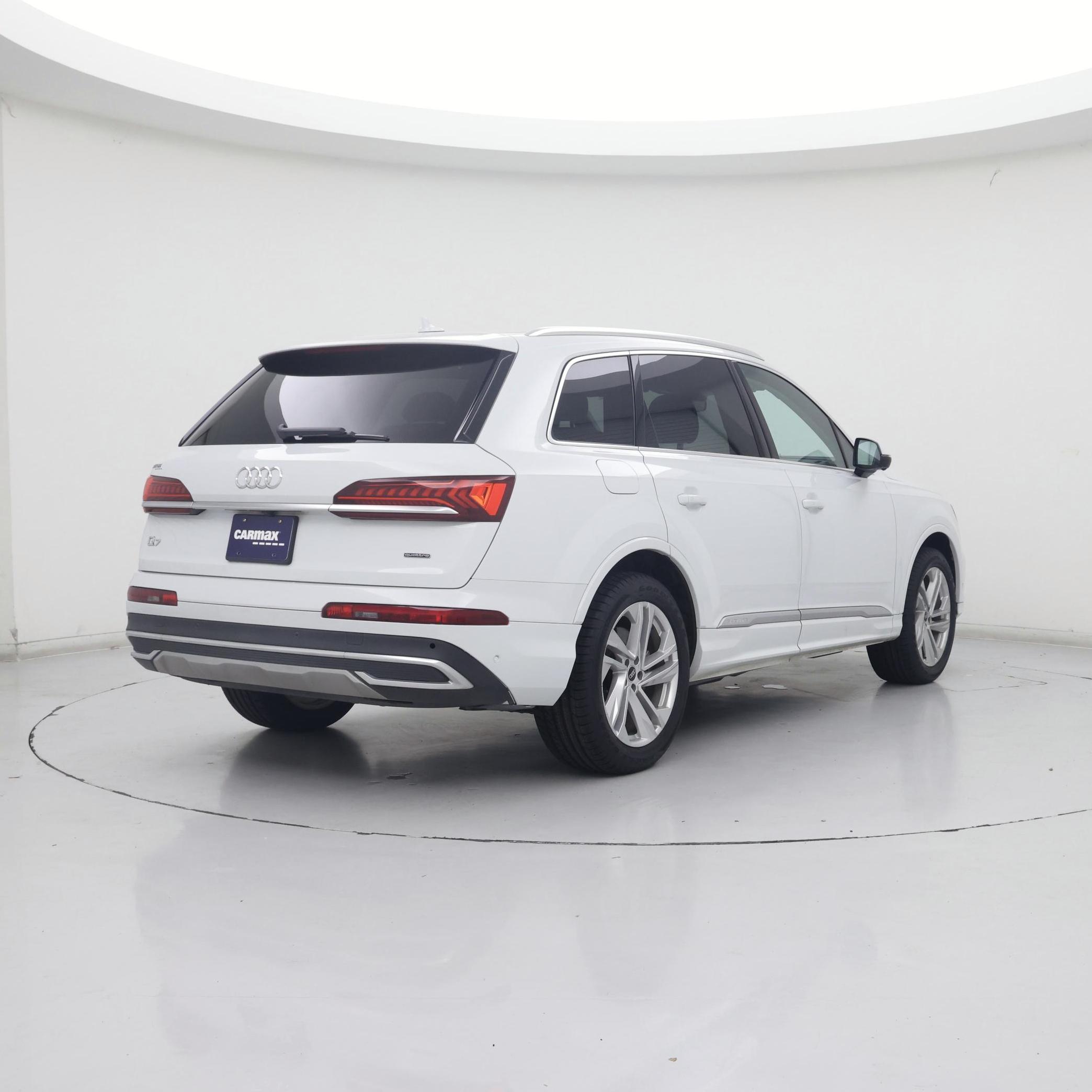 Thumbnail: 2021 Audi Q7 - 8