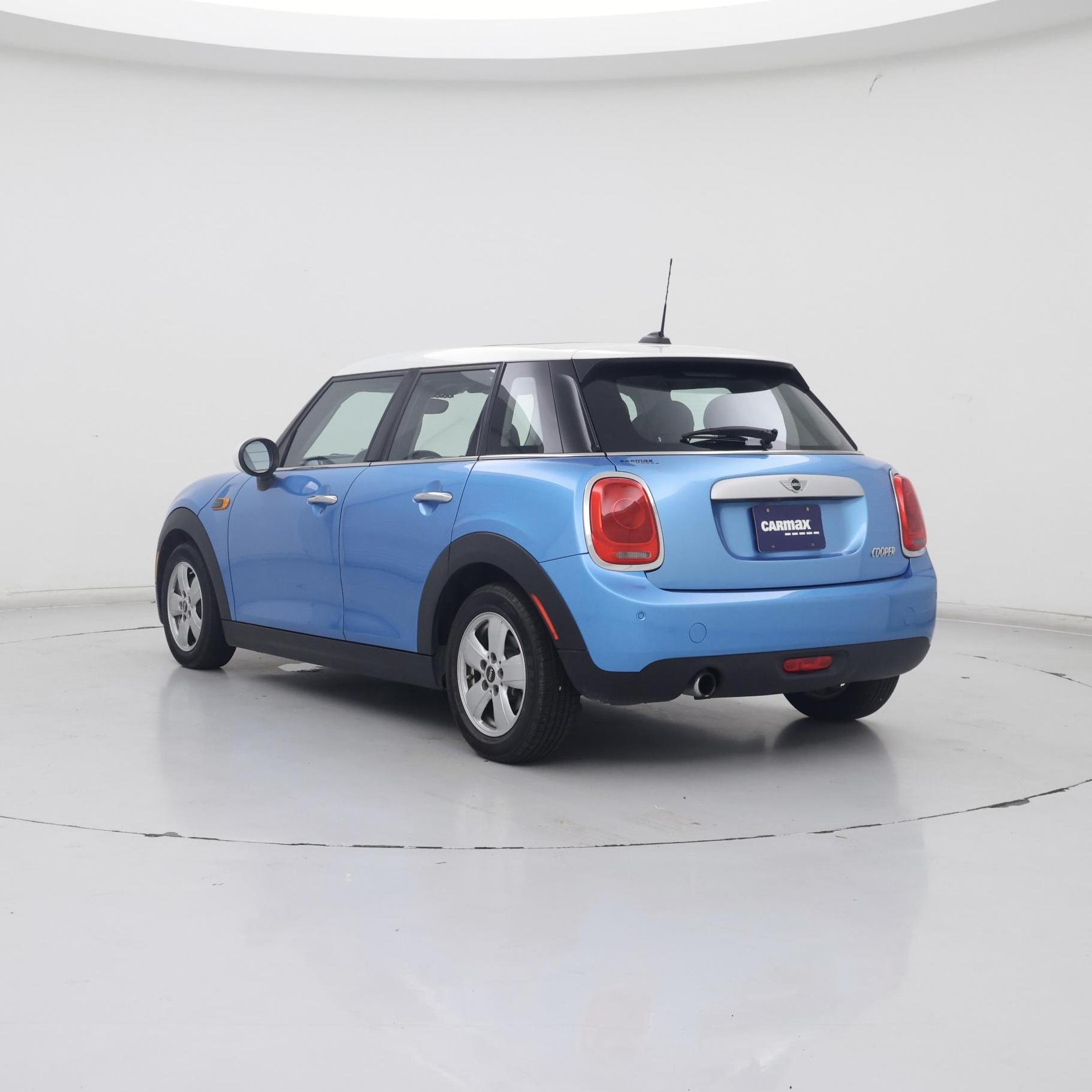 Thumbnail: 2015 MINI Cooper Hardtop - 2