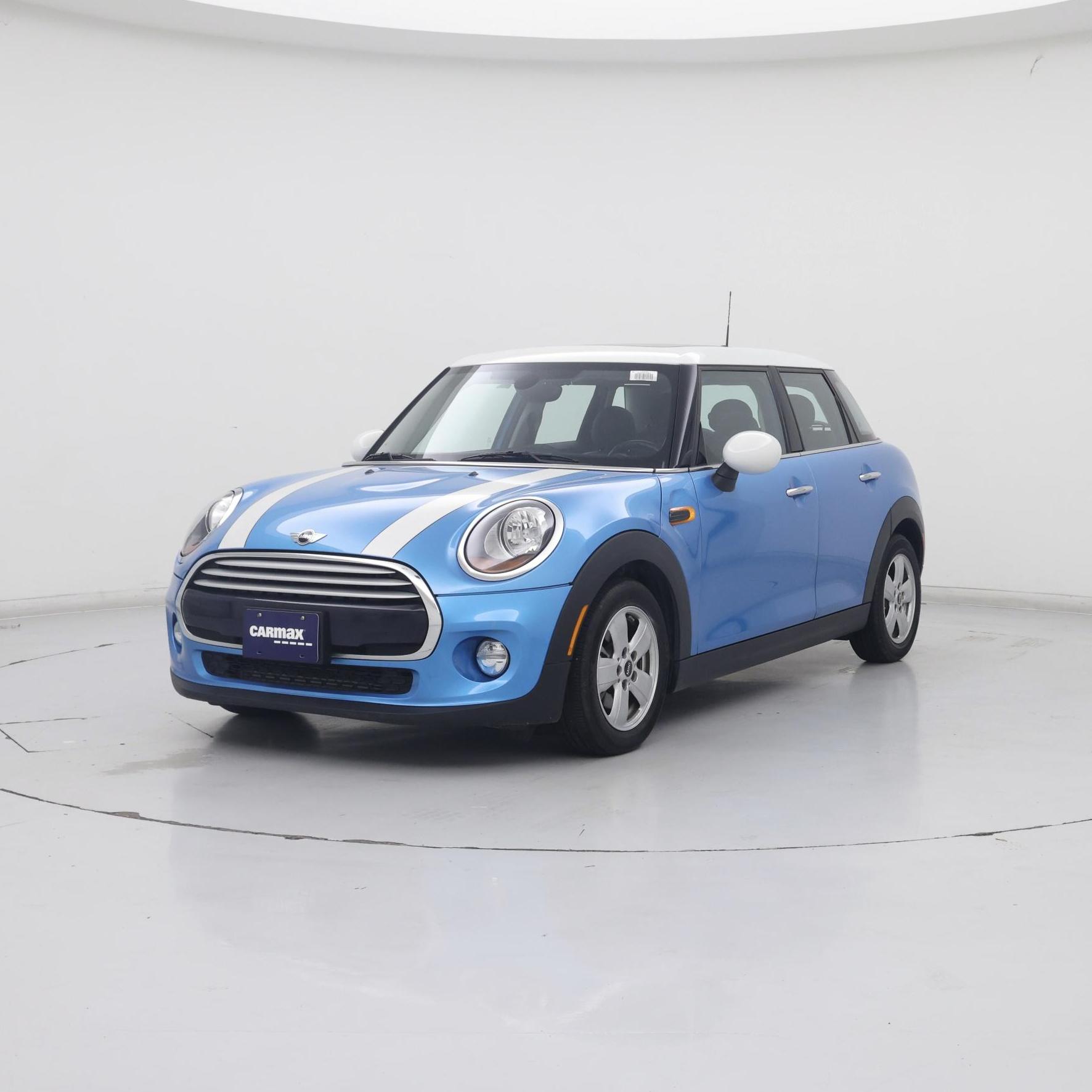 Thumbnail: 2015 MINI Cooper Hardtop - 4