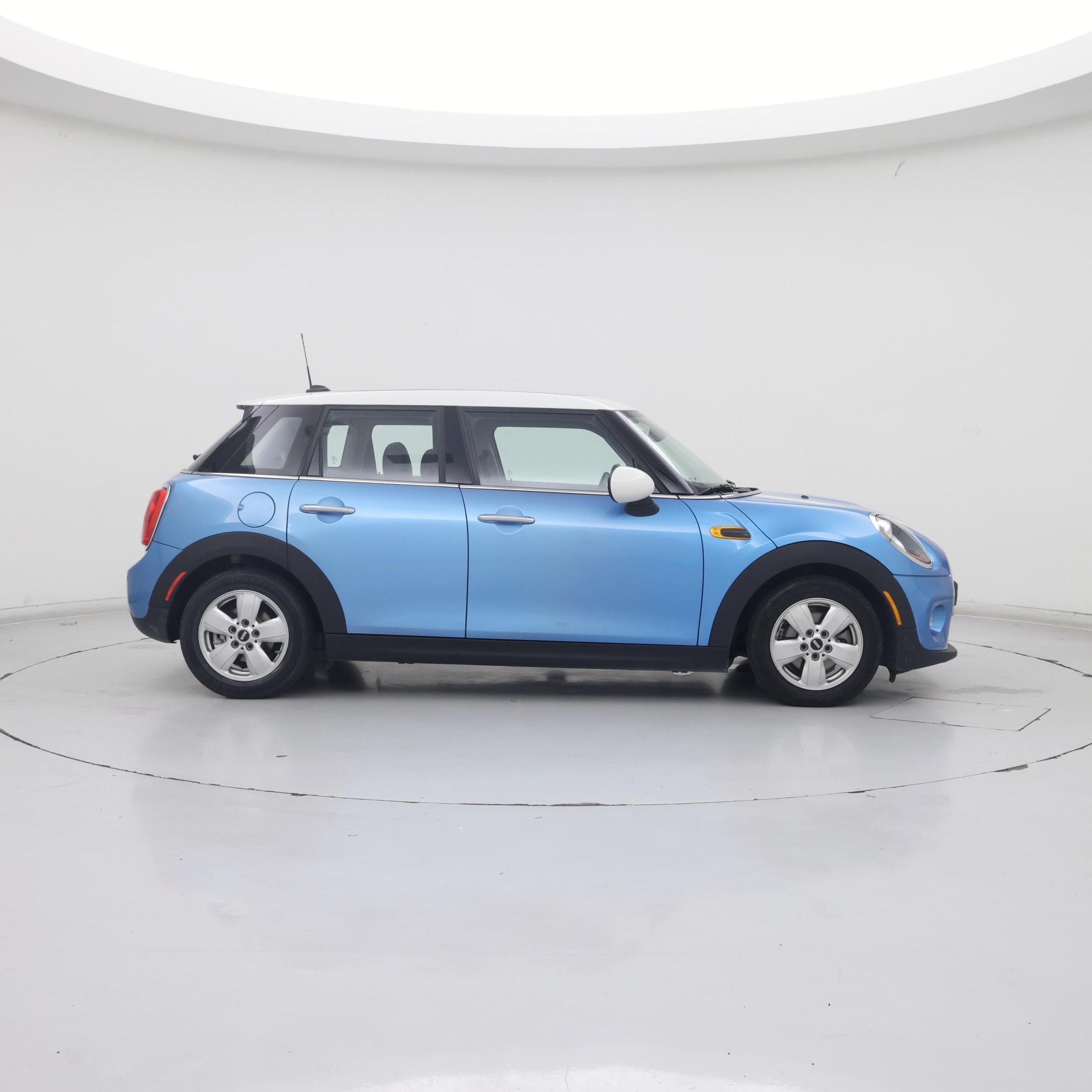 Thumbnail: 2015 MINI Cooper Hardtop - 7