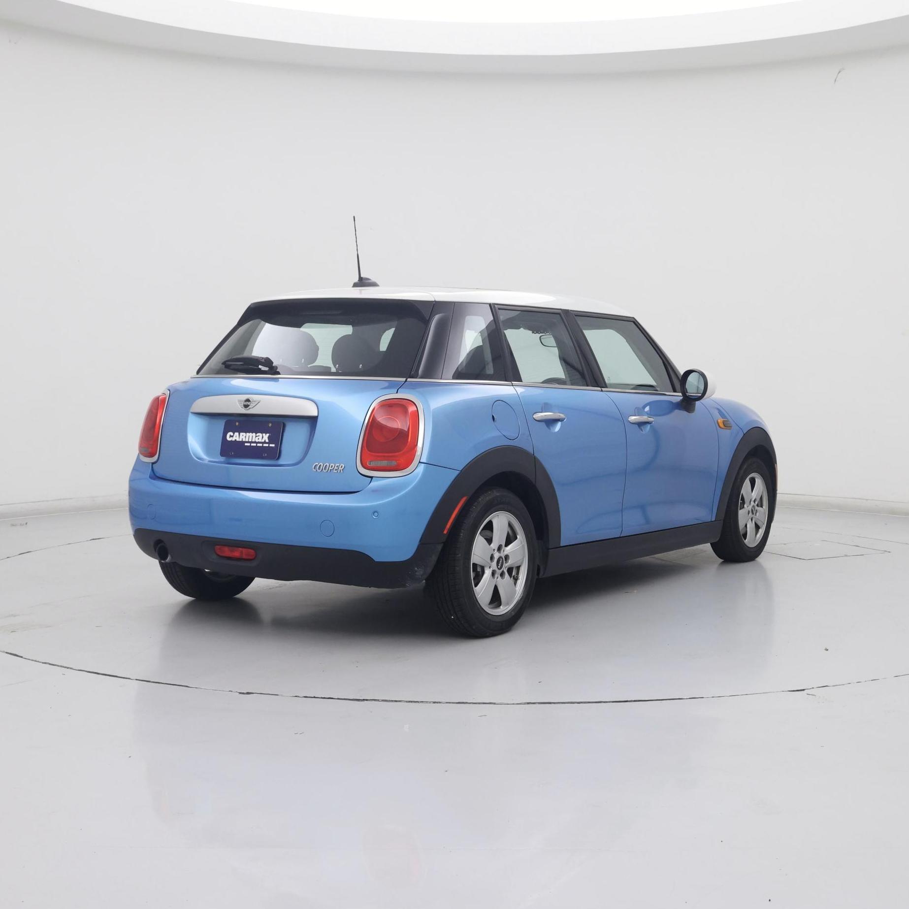 Thumbnail: 2015 MINI Cooper Hardtop - 8