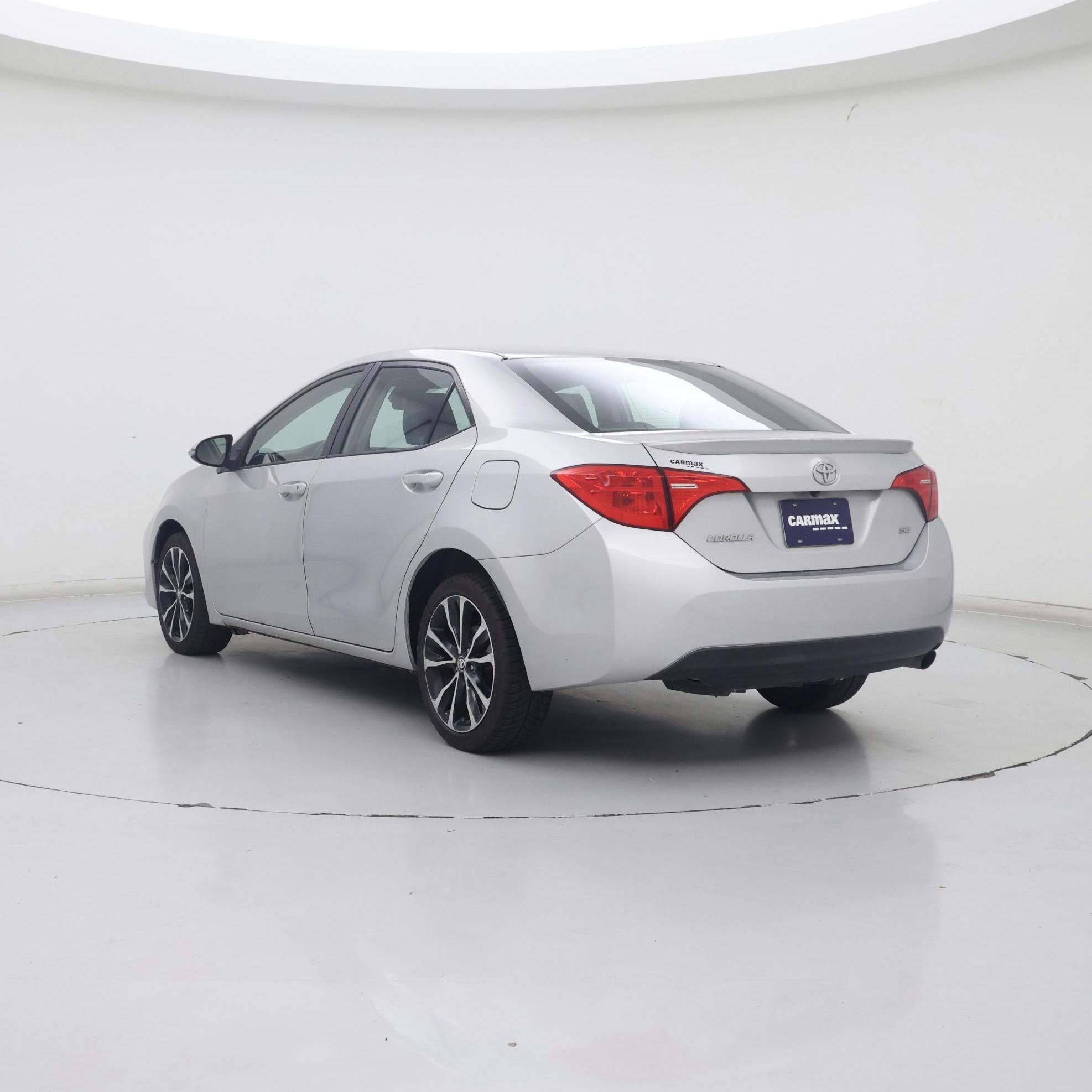 Thumbnail: 2017 Toyota Corolla - 2