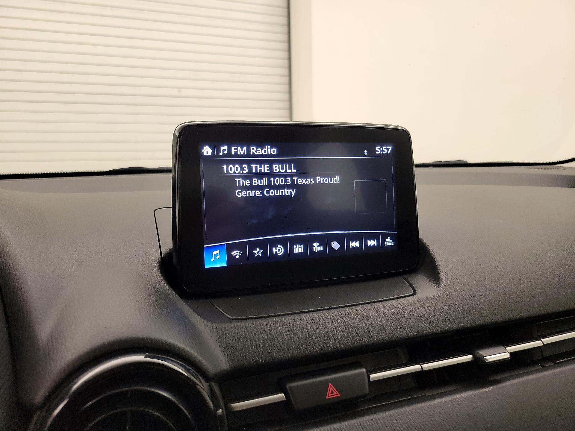 Thumbnail: 2019 Toyota Yaris - 15