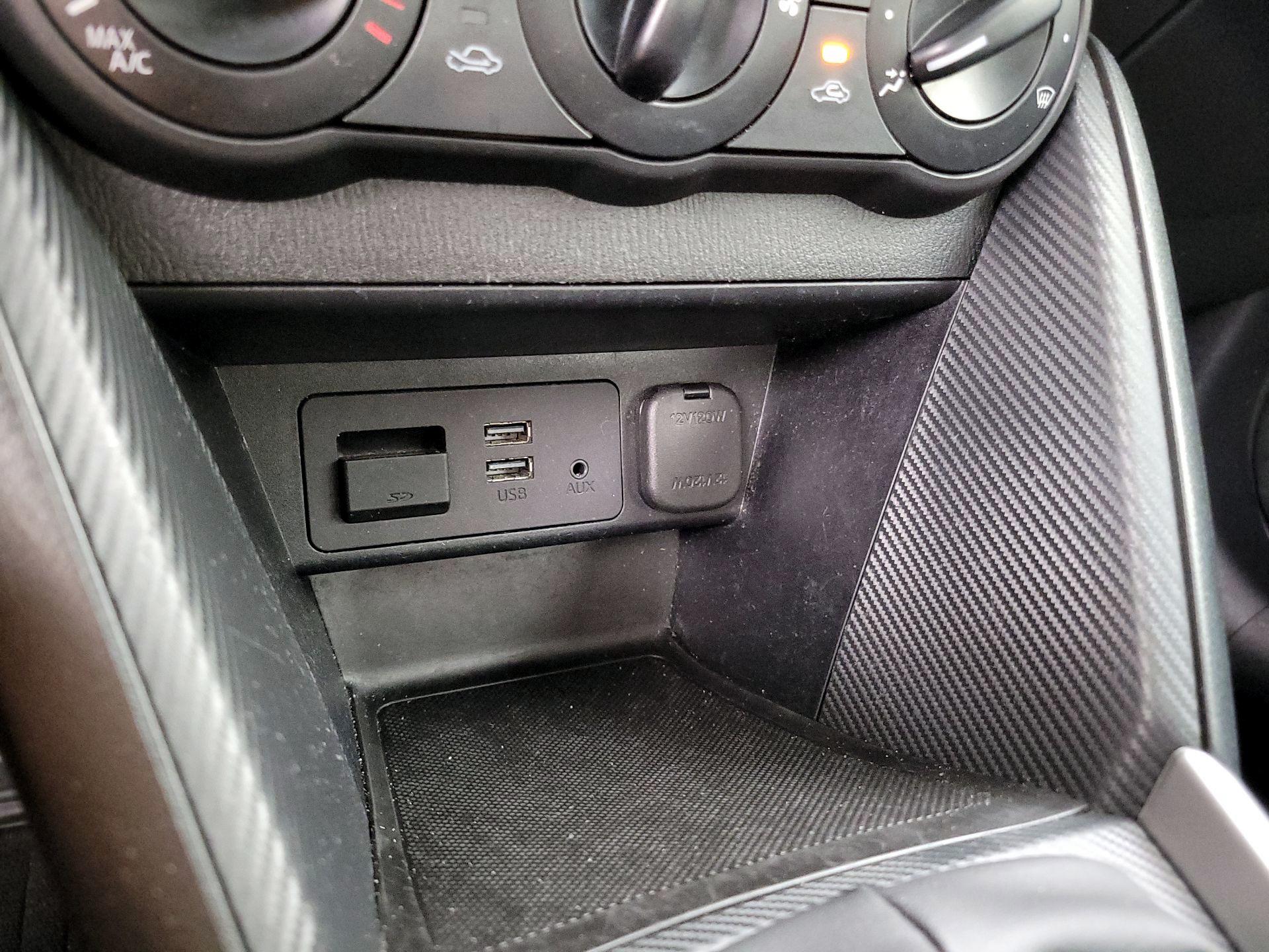 Thumbnail: 2019 Toyota Yaris - 18