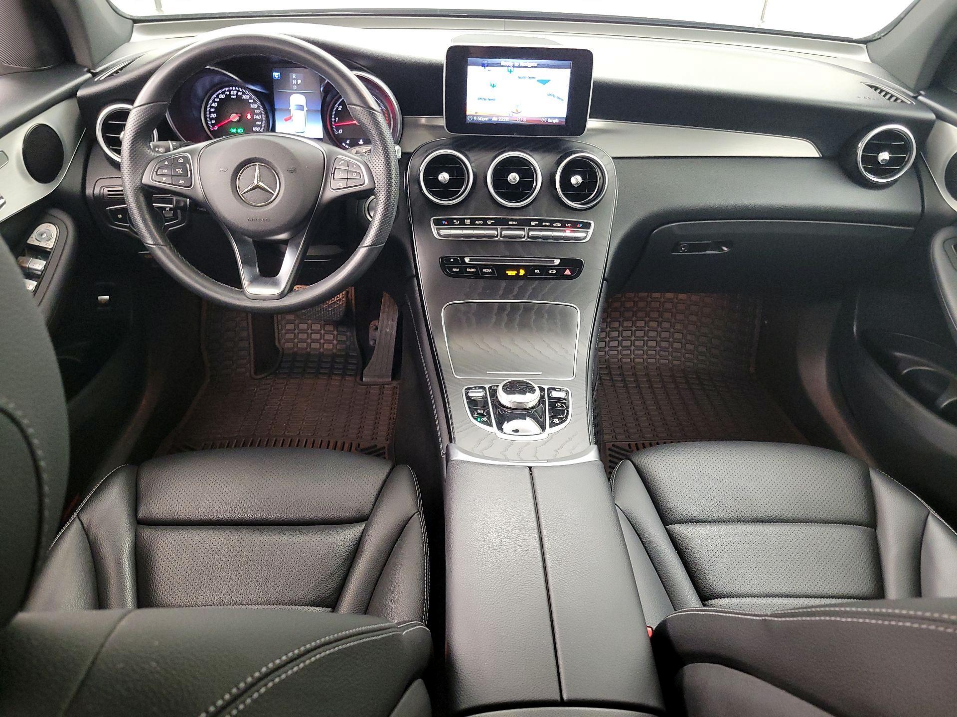 Thumbnail: 2019 Mercedes-Benz GLC - 9
