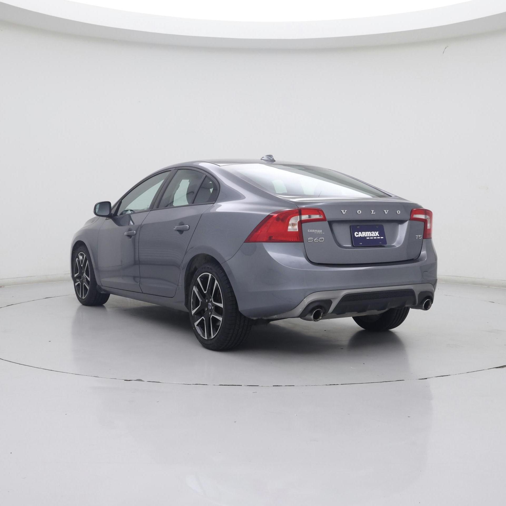 Thumbnail: 2017 Volvo S60 - 2
