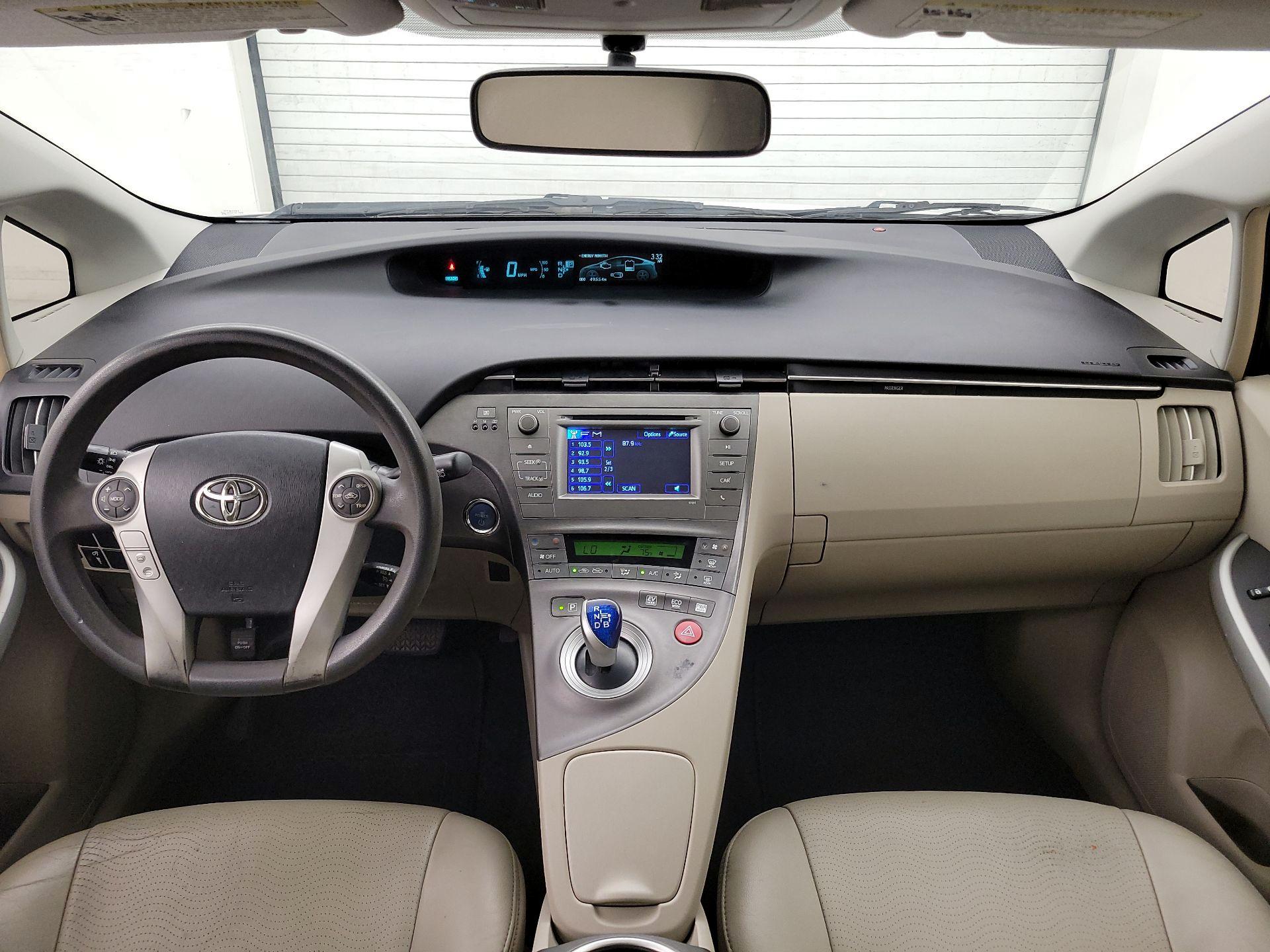 Thumbnail: 2013 Toyota Prius - 9