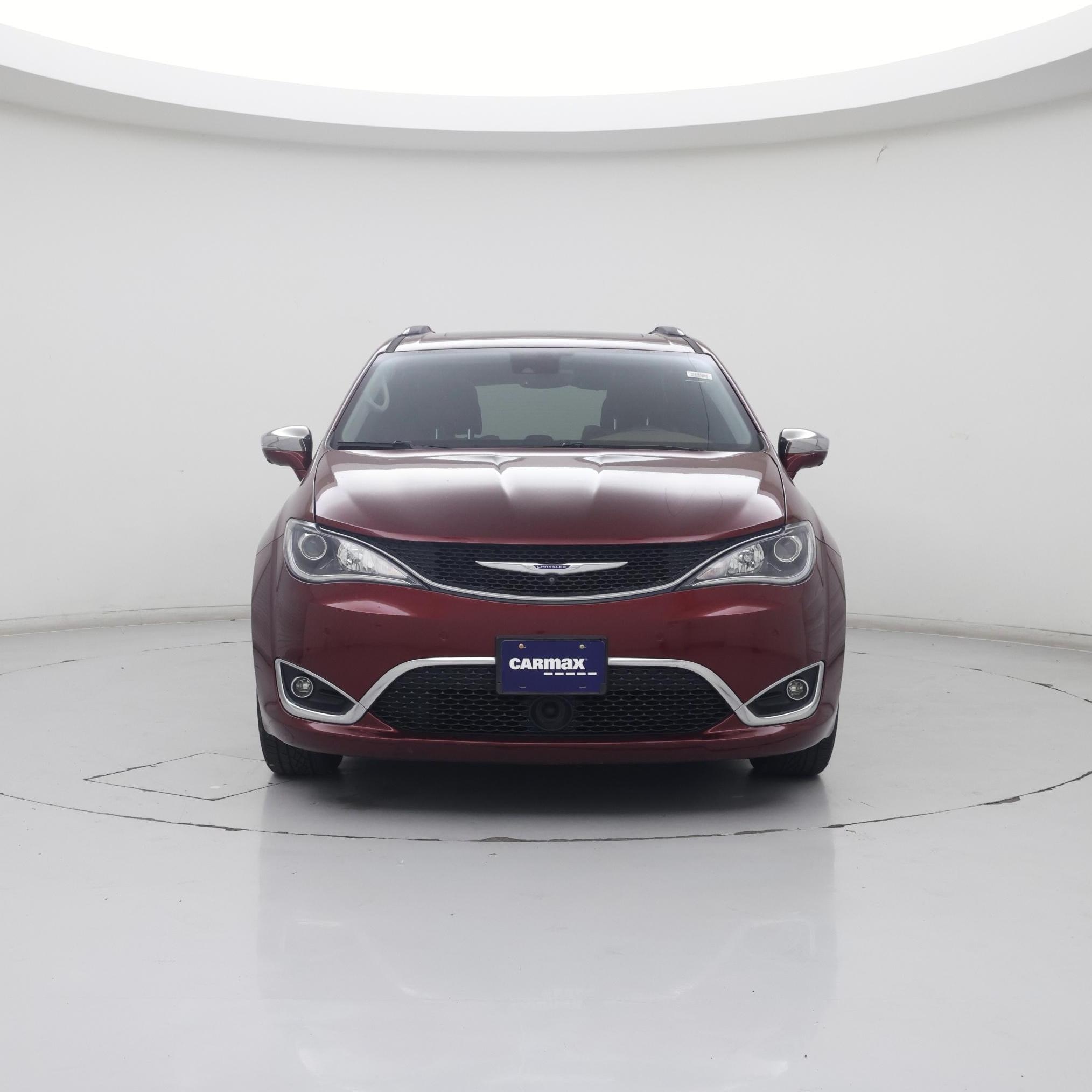 Thumbnail: 2018 Chrysler Pacifica - 5