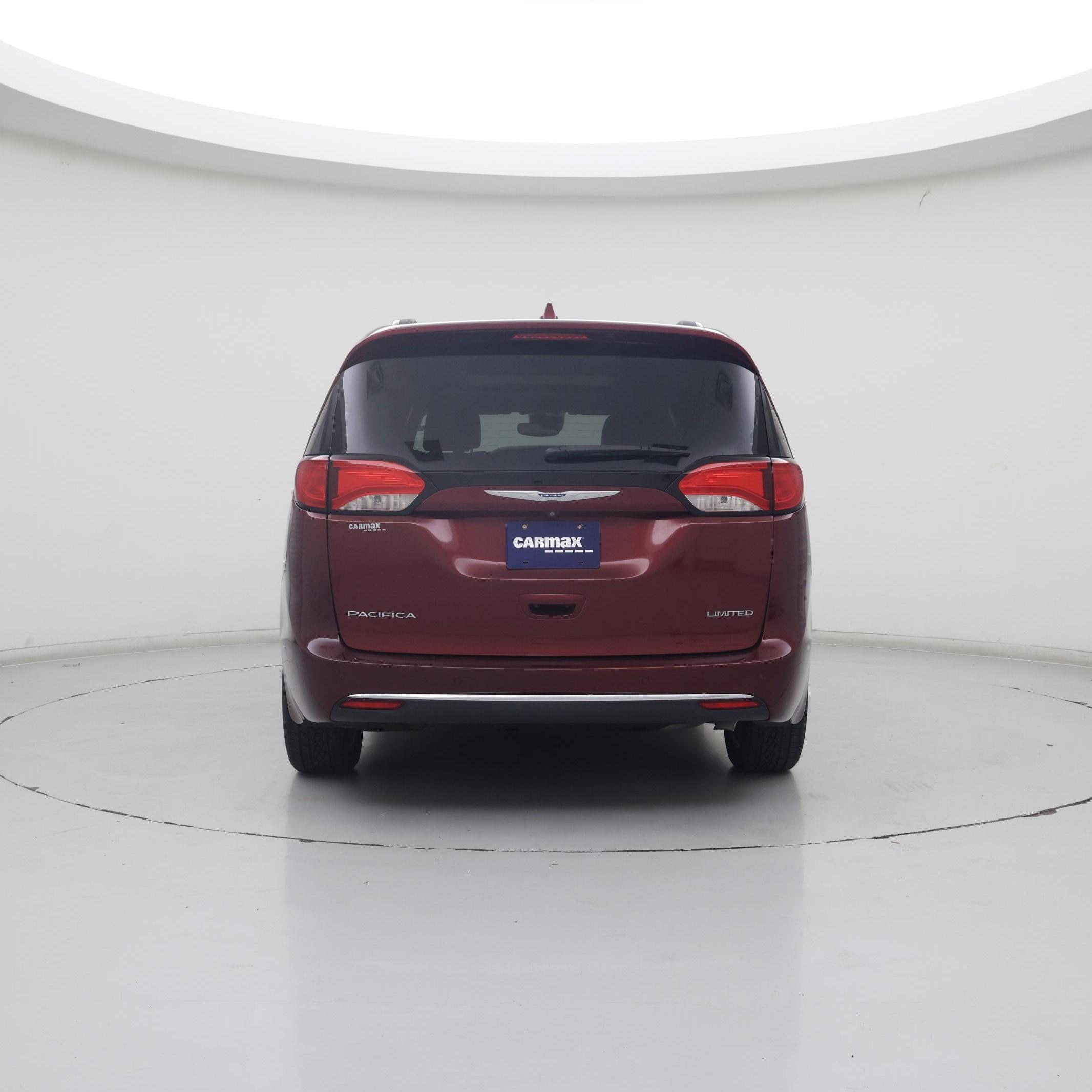 Thumbnail: 2018 Chrysler Pacifica - 6