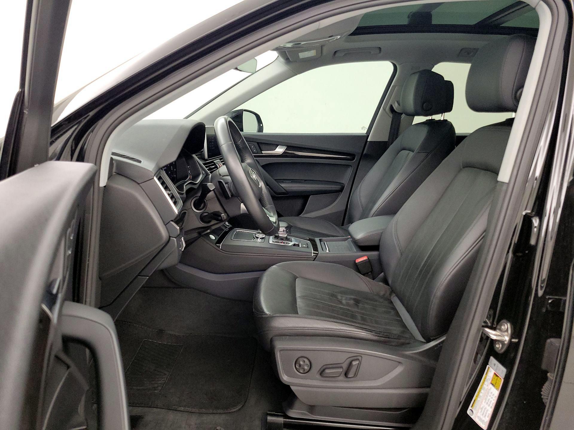 Thumbnail: 2019 Audi Q5 - 11