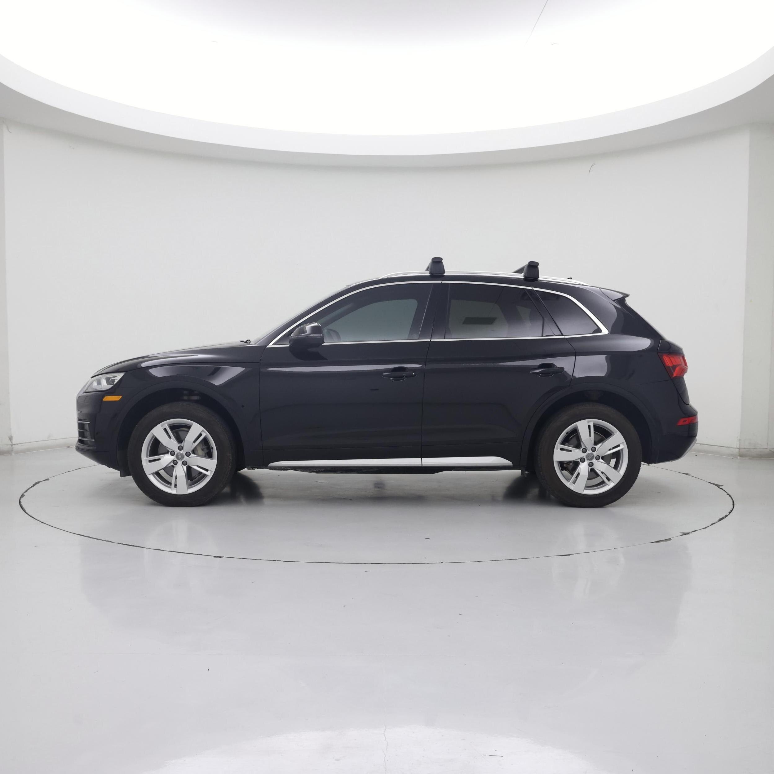 Thumbnail: 2019 Audi Q5 - 3