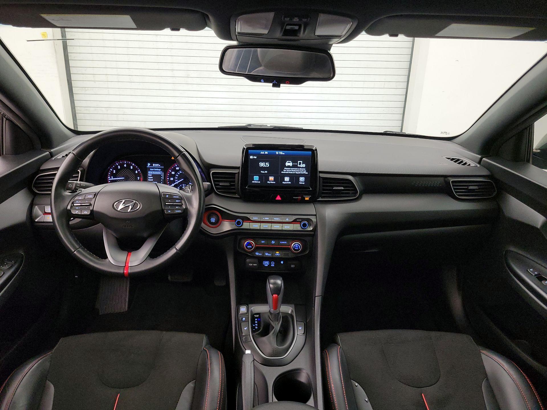 Thumbnail: 2019 Hyundai Veloster - 9