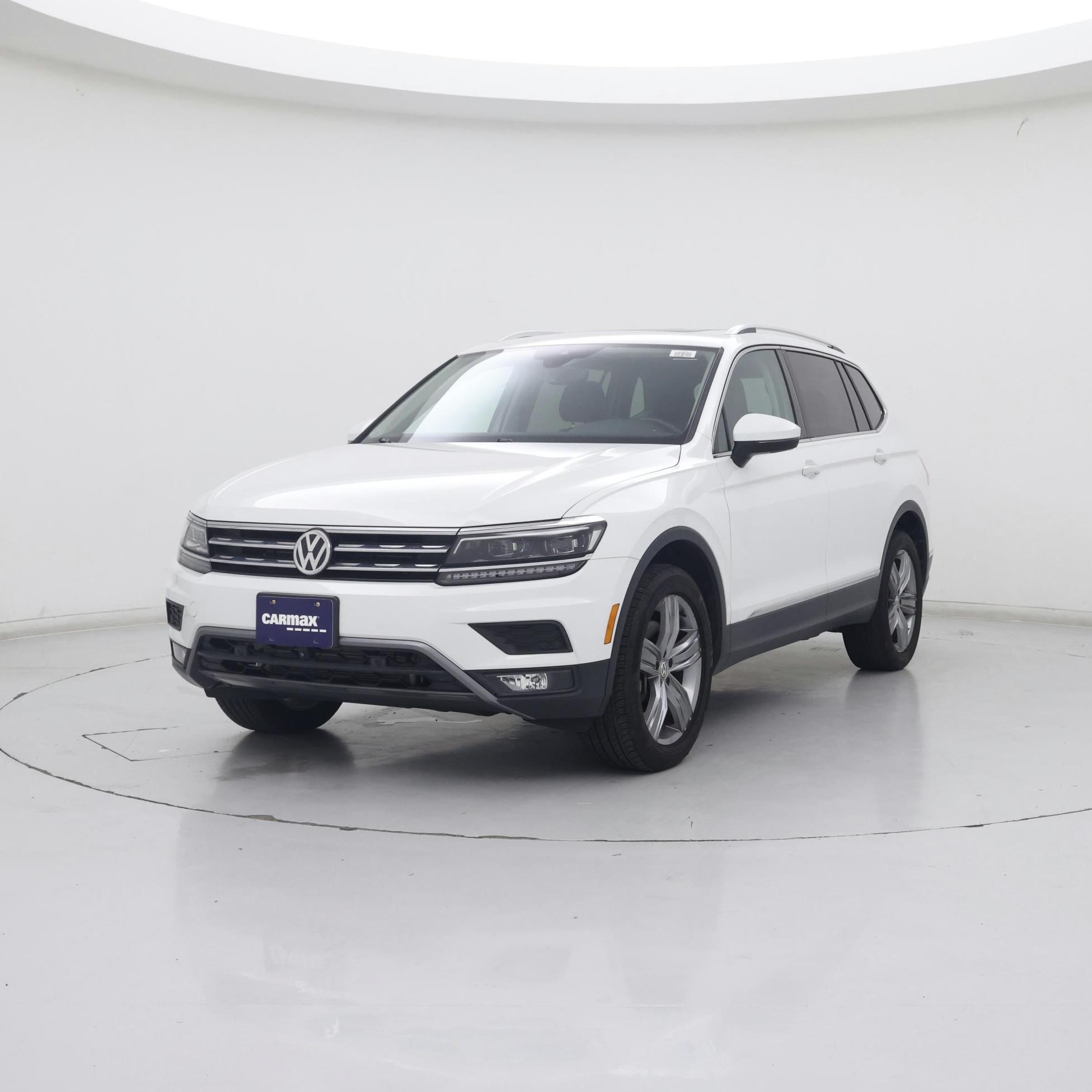 Thumbnail: 2019 Volkswagen Tiguan - 4