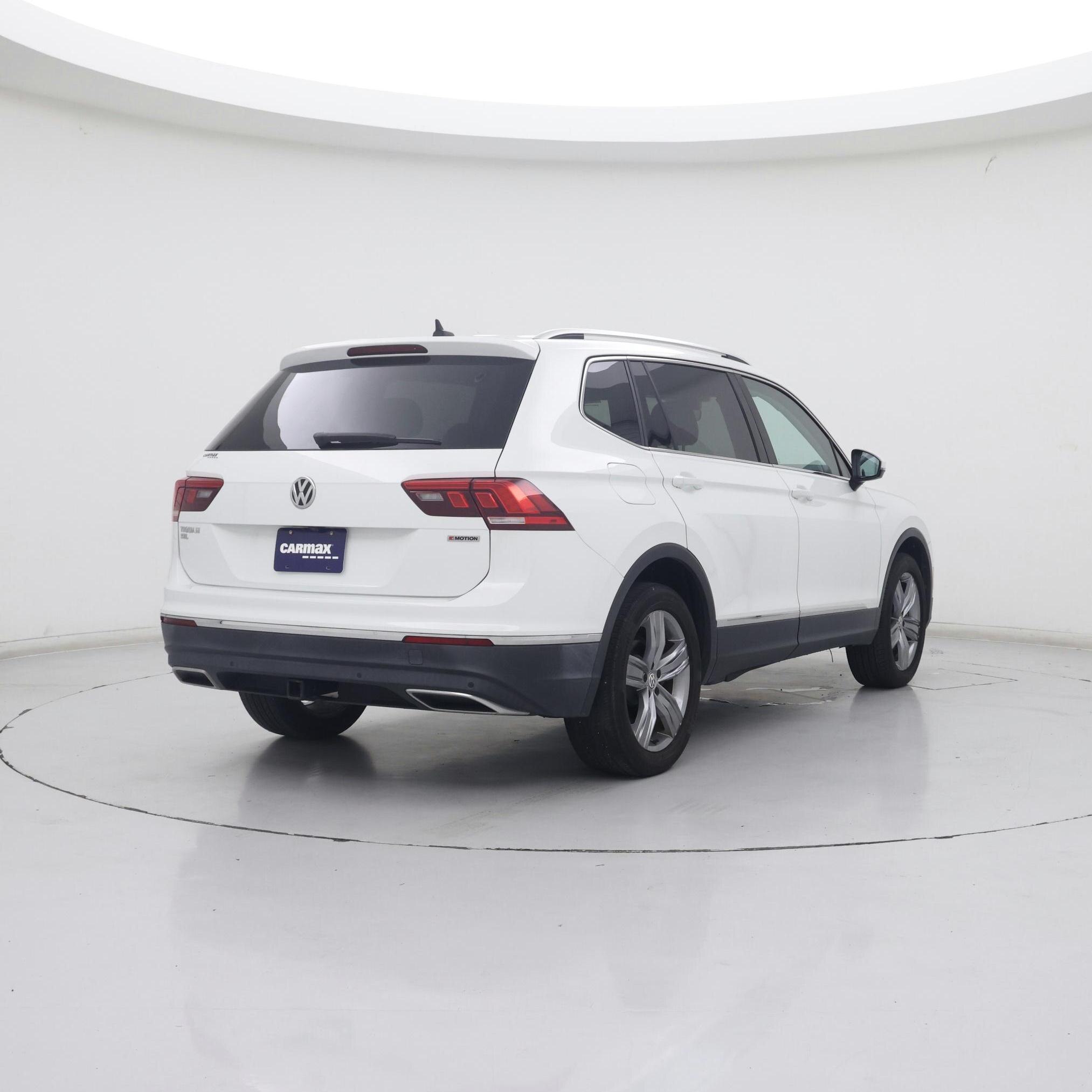 Thumbnail: 2019 Volkswagen Tiguan - 8