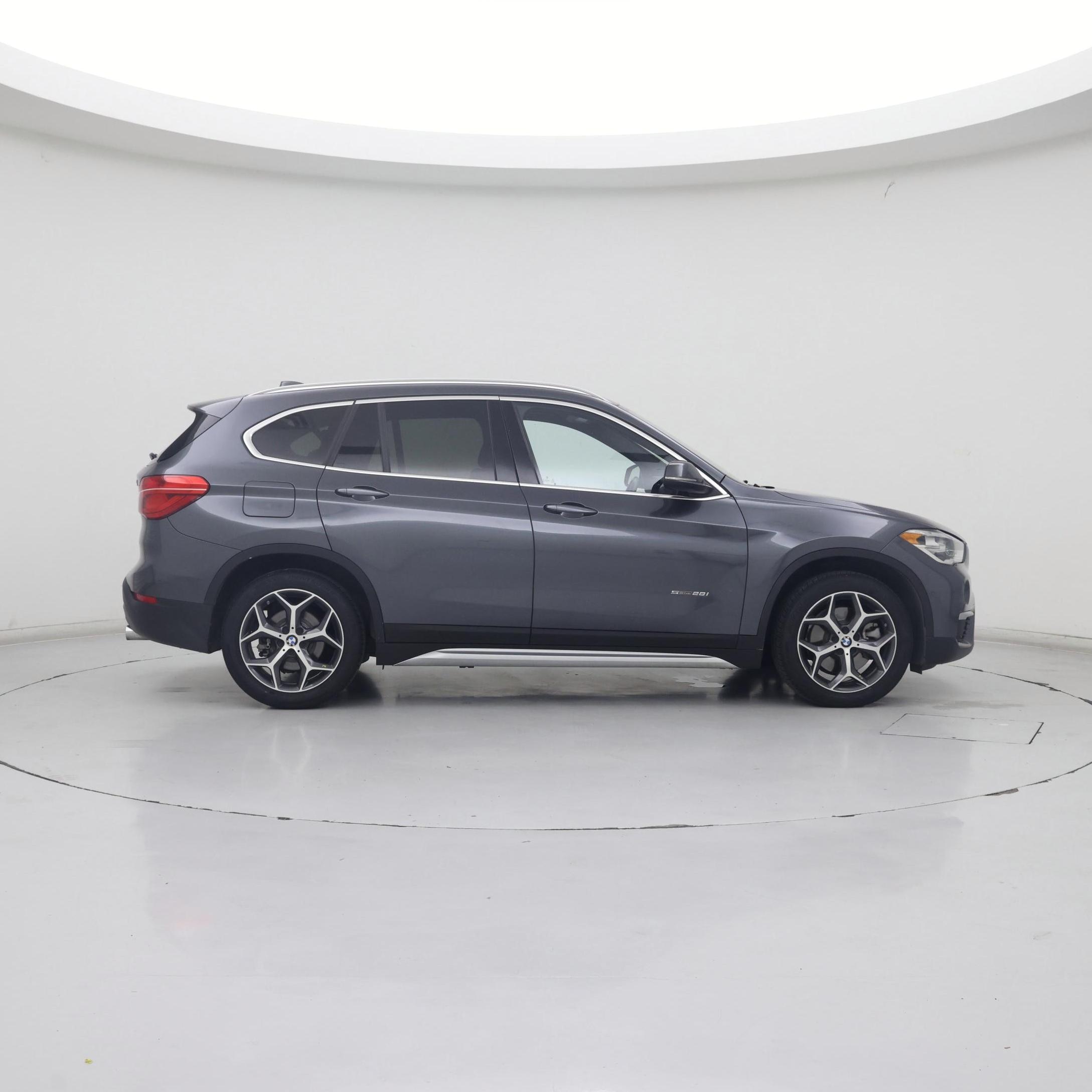 Thumbnail: 2017 BMW X1 - 7