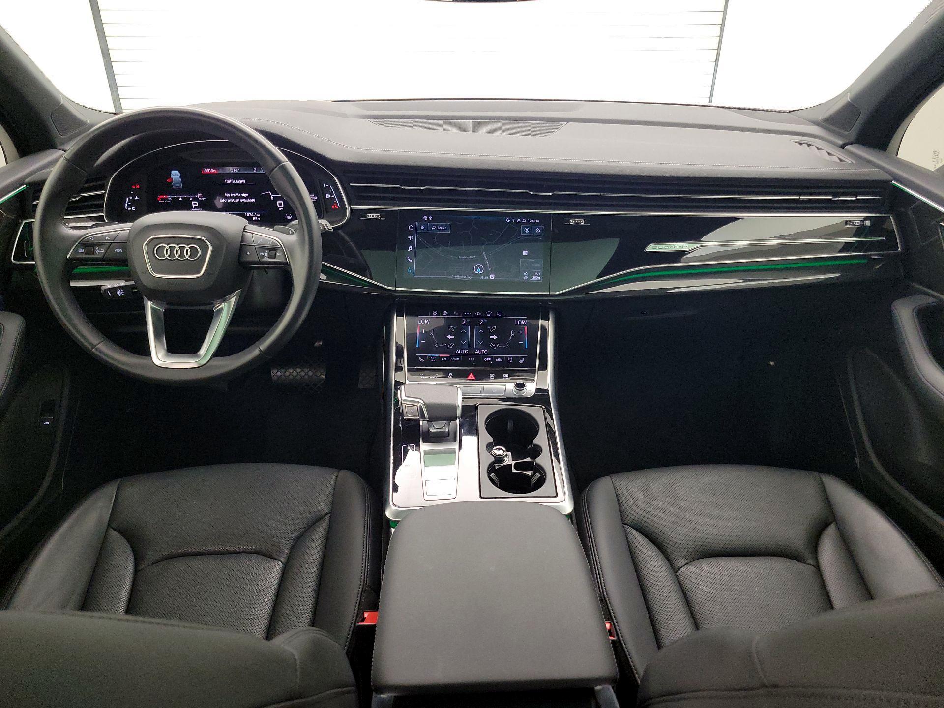 Thumbnail: 2023 Audi Q7 - 9