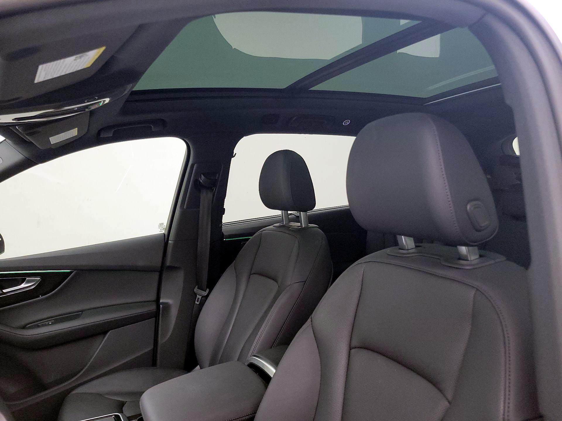 Thumbnail: 2023 Audi Q7 - 20