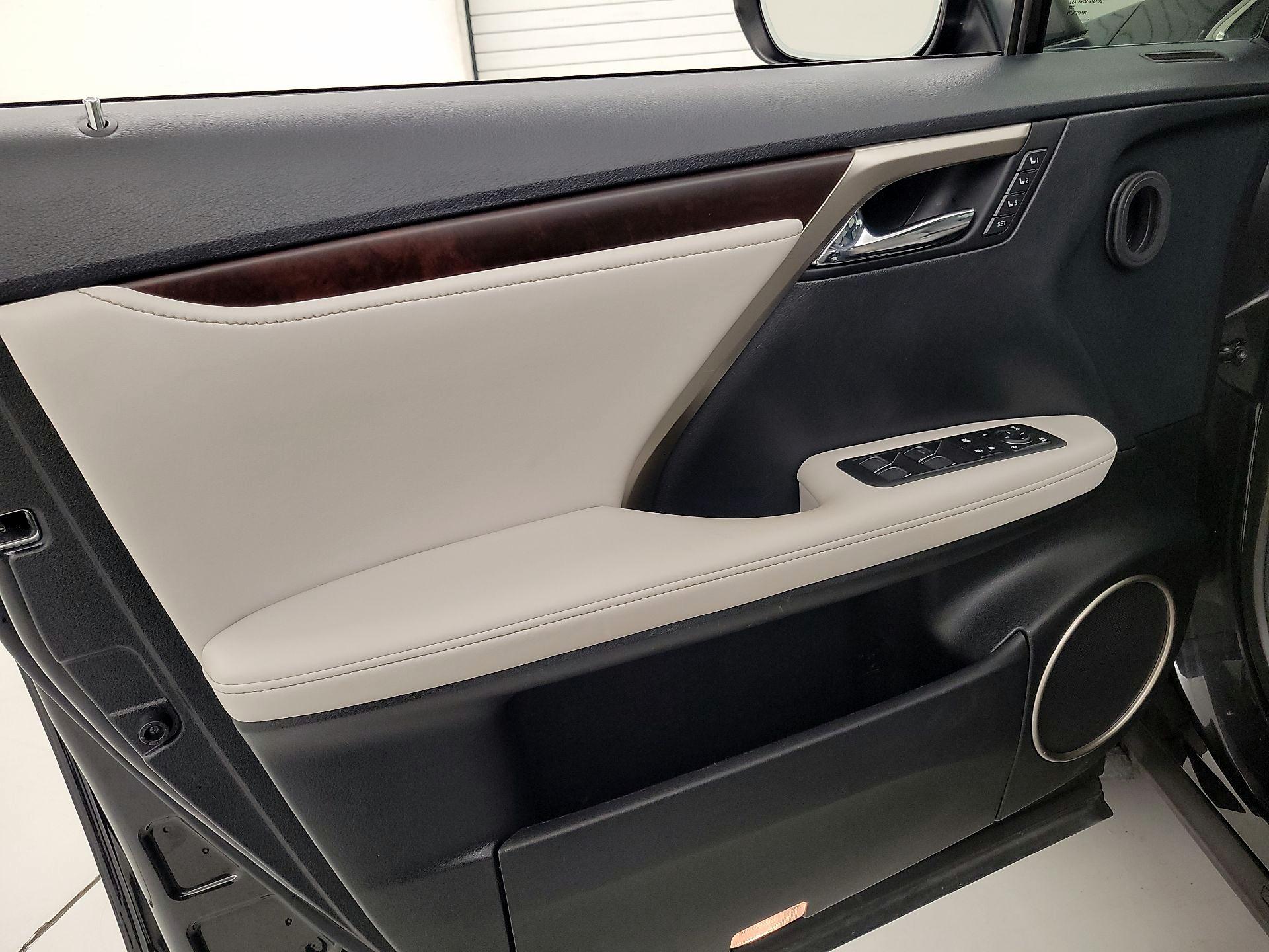 Thumbnail: 2020 Lexus RX - 12