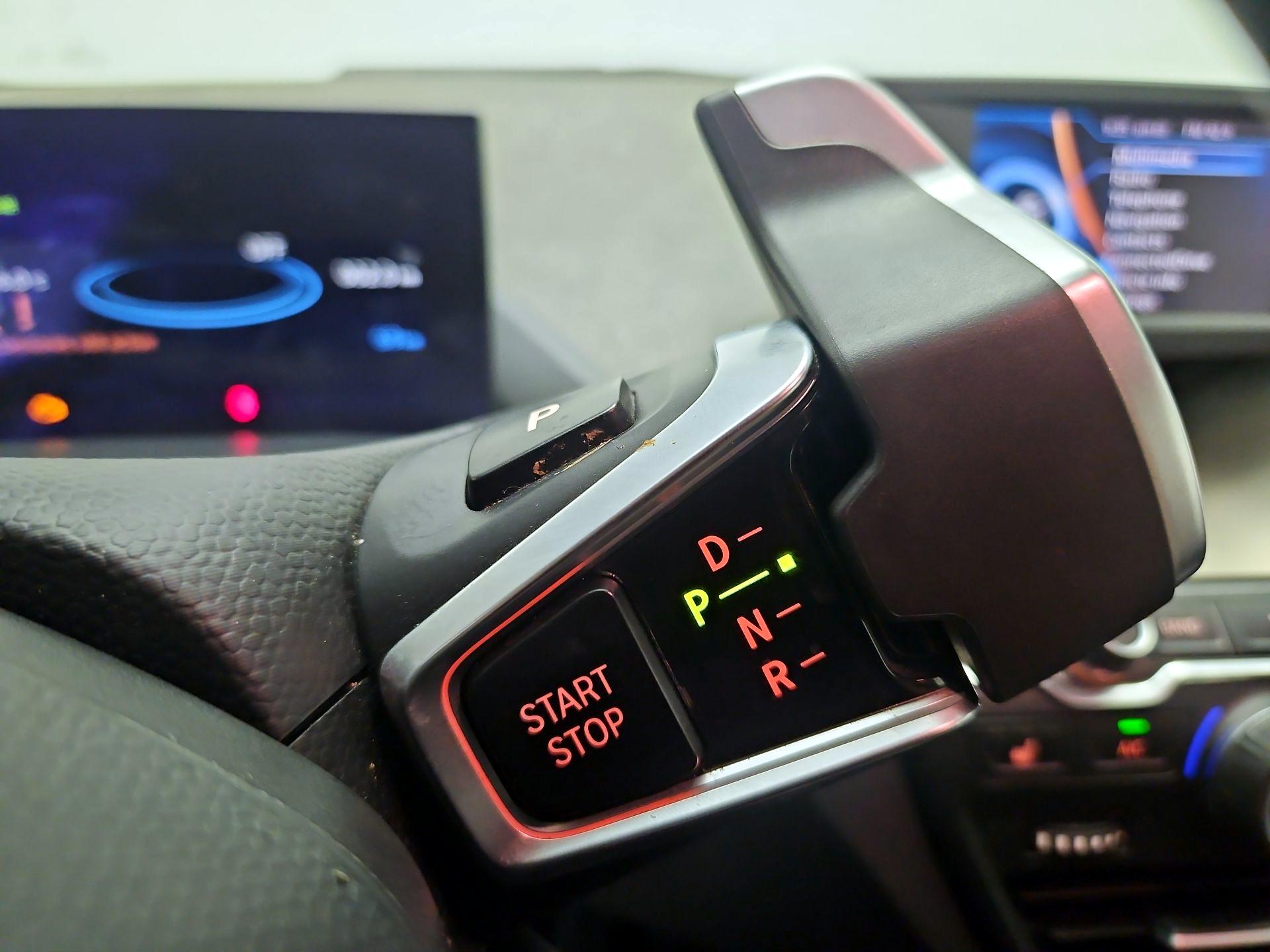 Thumbnail: 2017 BMW i3 - 18