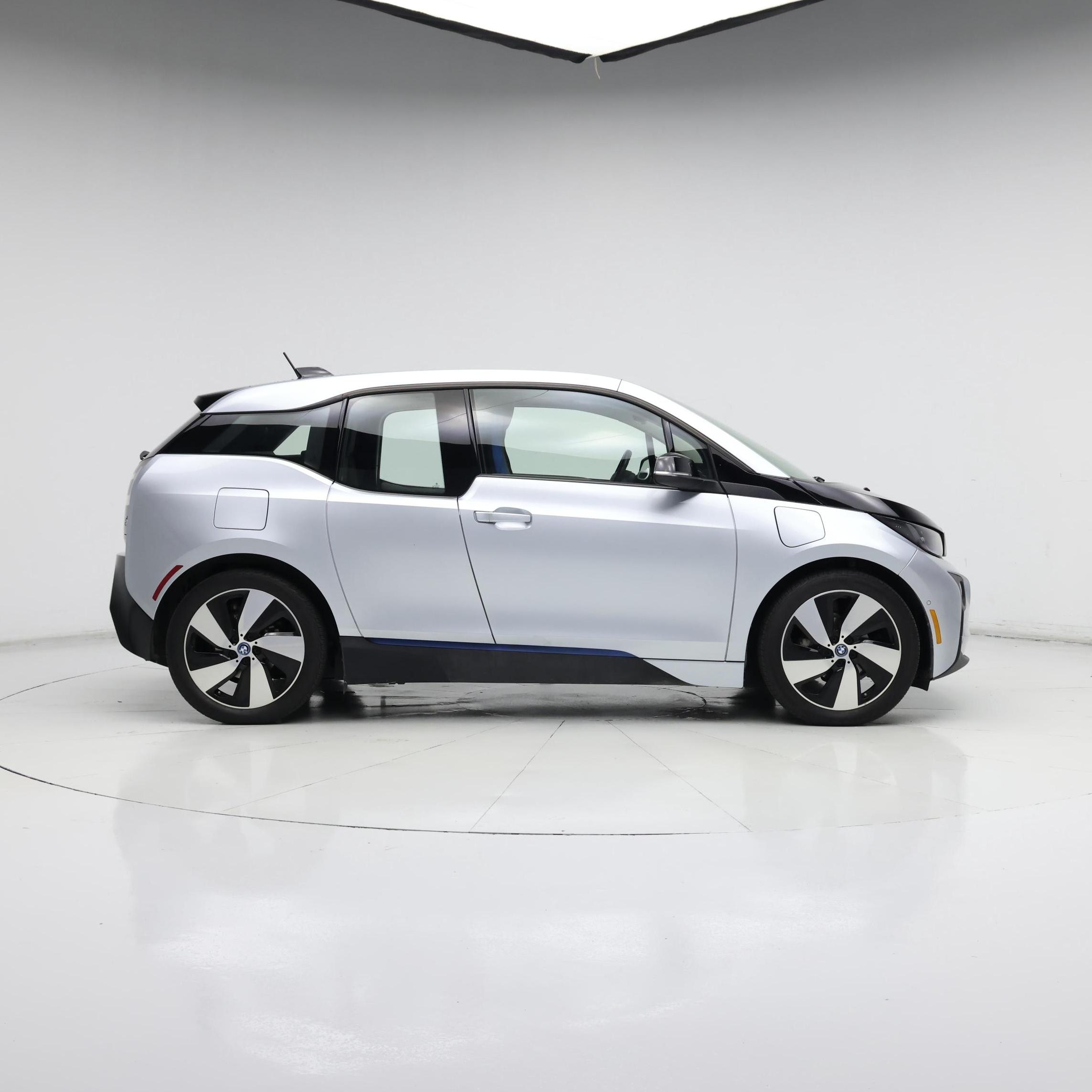 Thumbnail: 2017 BMW i3 - 7