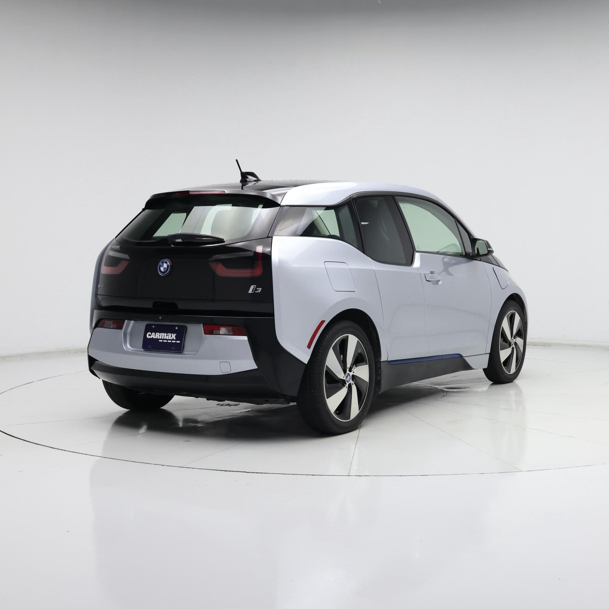 Thumbnail: 2017 BMW i3 - 8