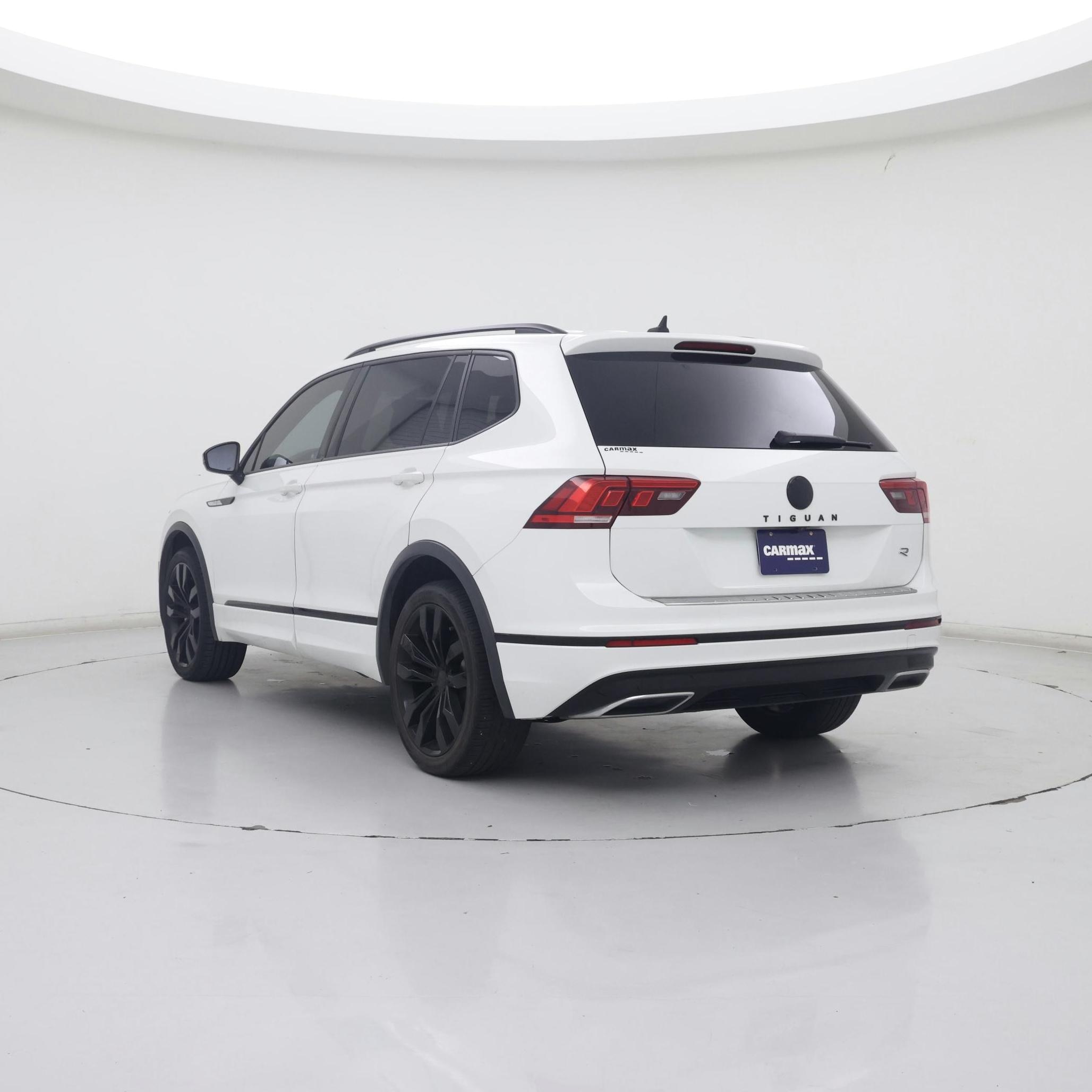 Thumbnail: 2021 Volkswagen Tiguan - 2