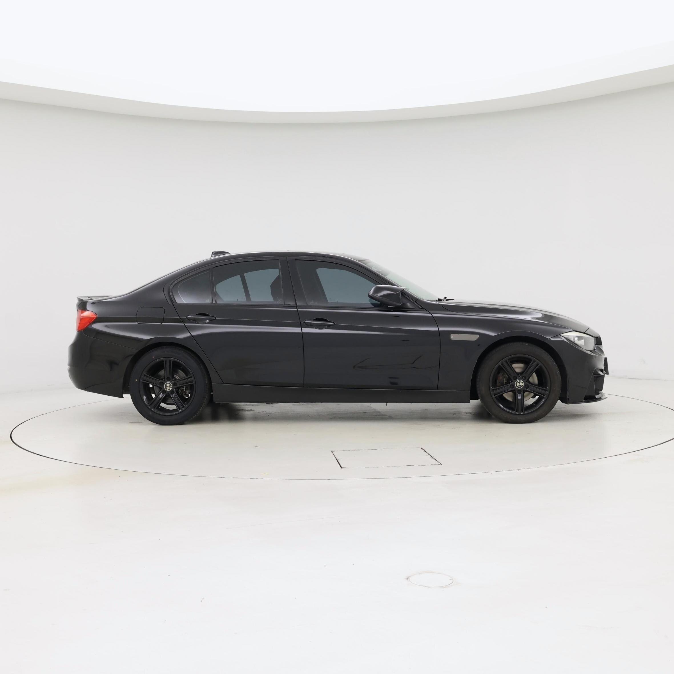 Thumbnail: 2015 BMW 3 Series - 7