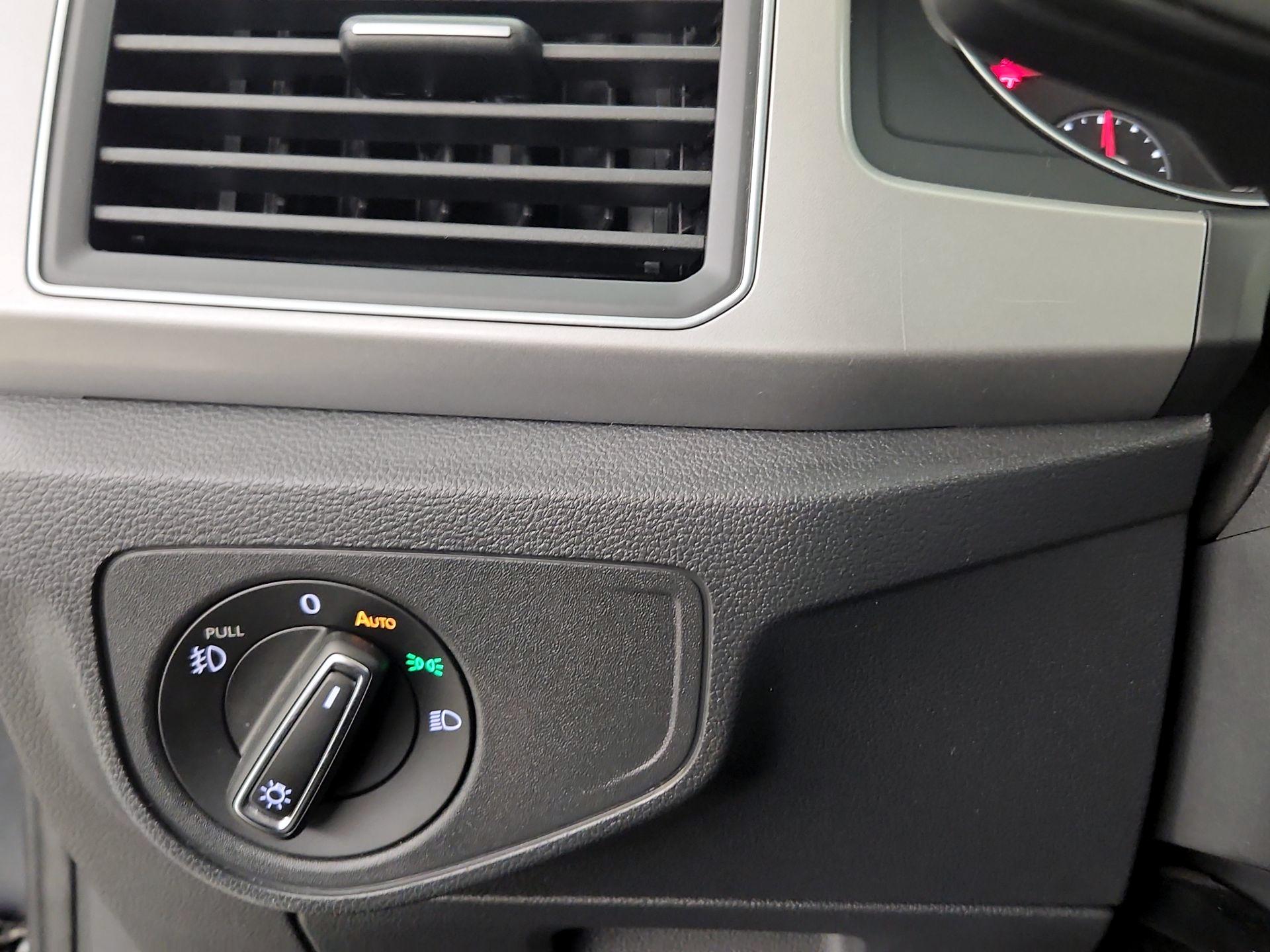 Thumbnail: 2019 Volkswagen Atlas - 13