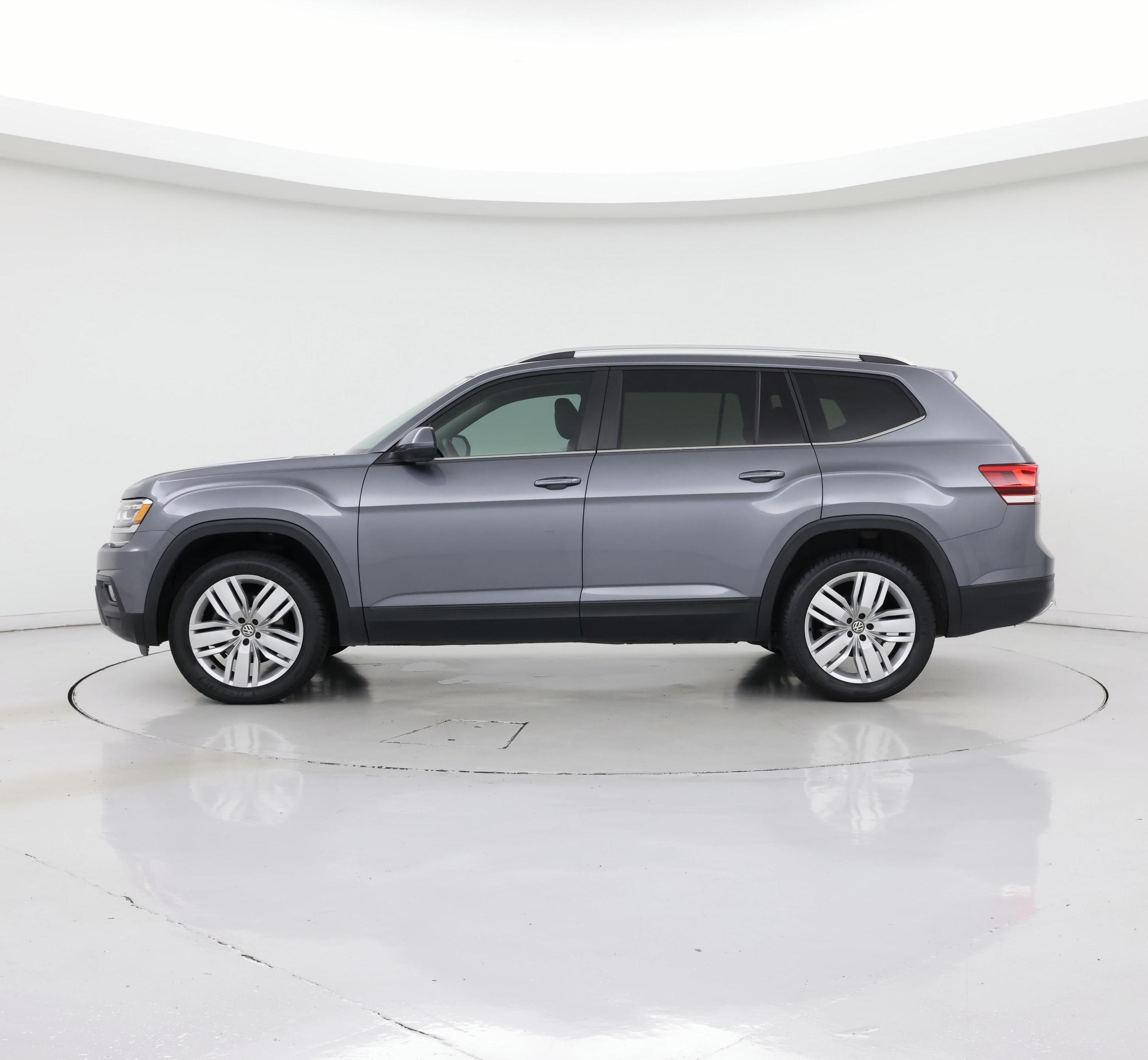 Thumbnail: 2019 Volkswagen Atlas - 3