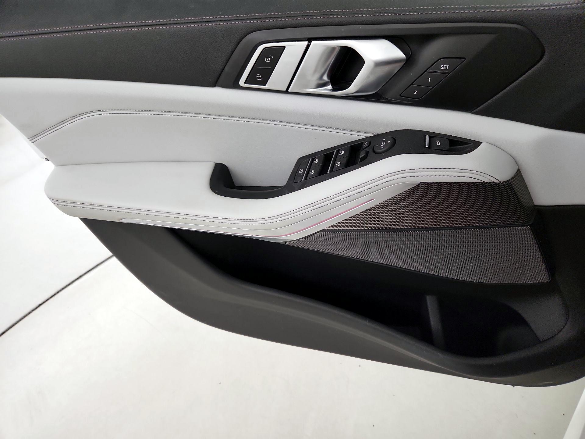 Thumbnail: 2023 BMW X5 - 12