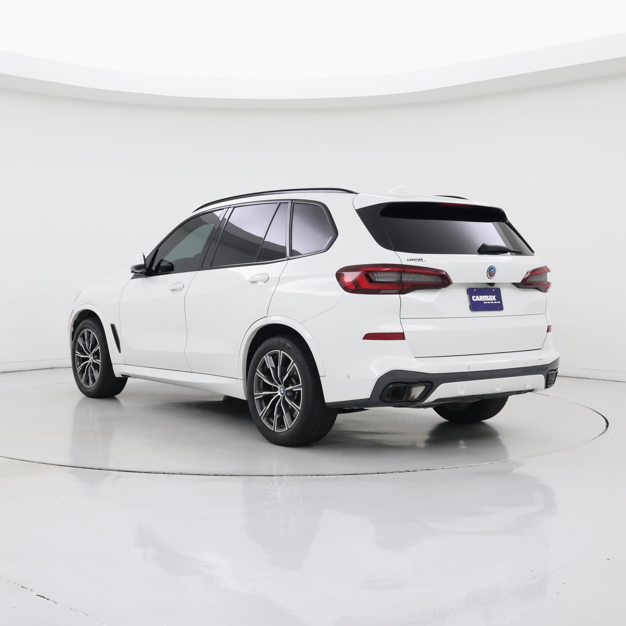 Thumbnail: 2023 BMW X5 - 2