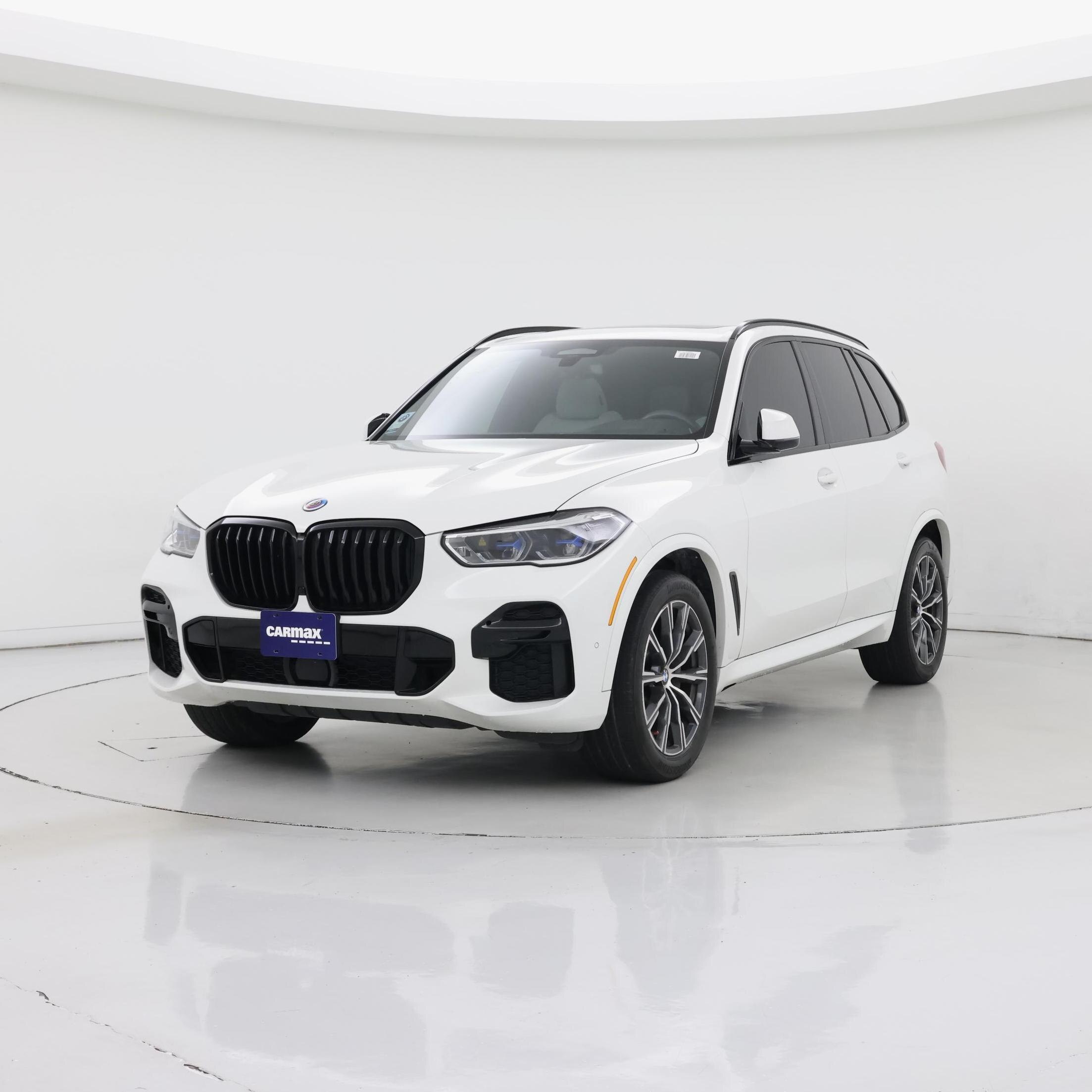 Thumbnail: 2023 BMW X5 - 4