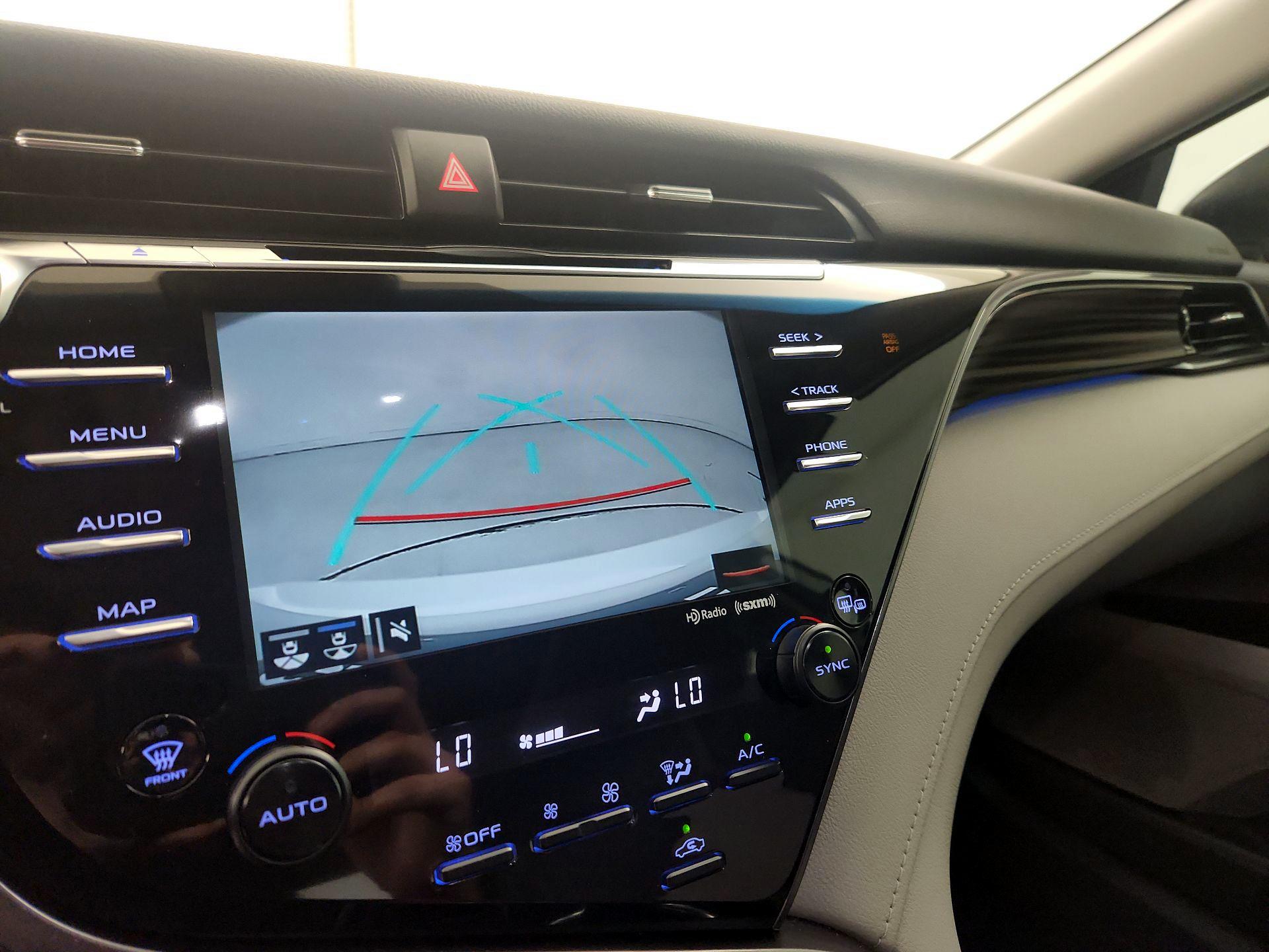 Thumbnail: 2020 Toyota Camry - 14