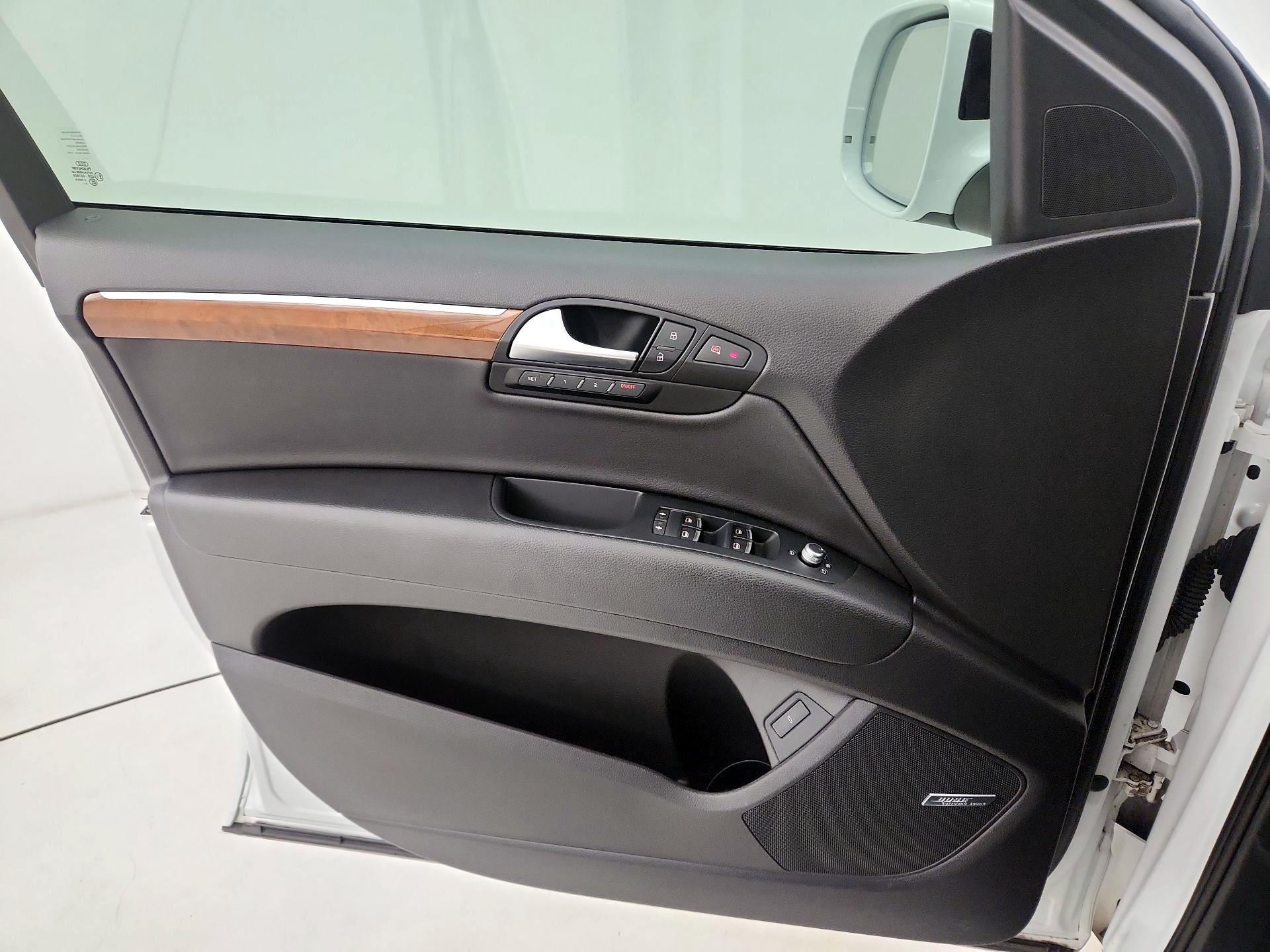Thumbnail: 2014 Audi Q7 - 12