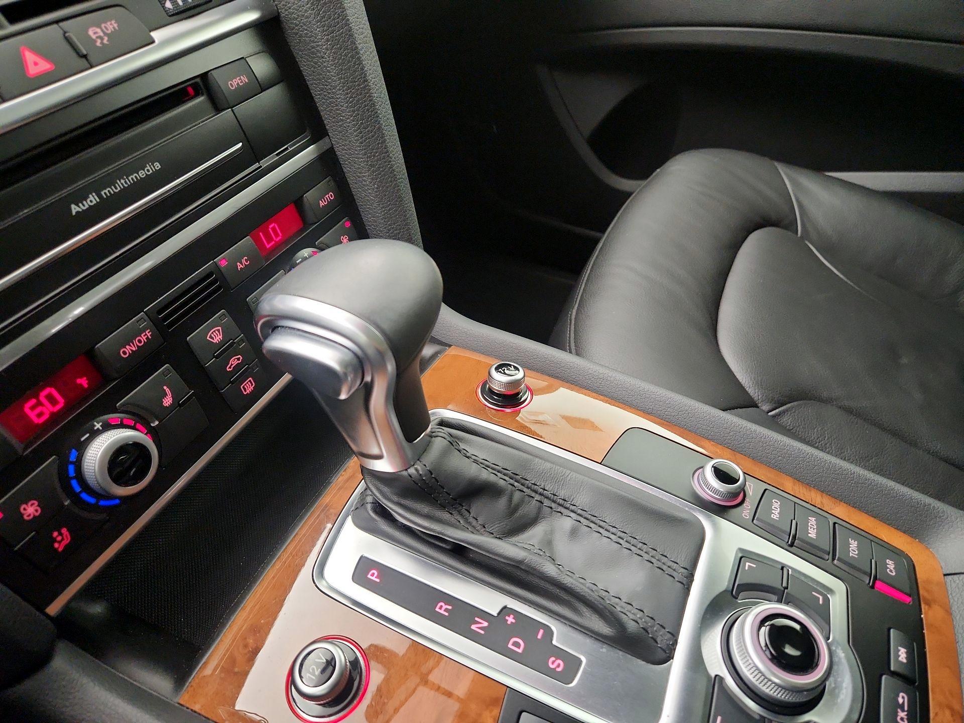 Thumbnail: 2014 Audi Q7 - 17