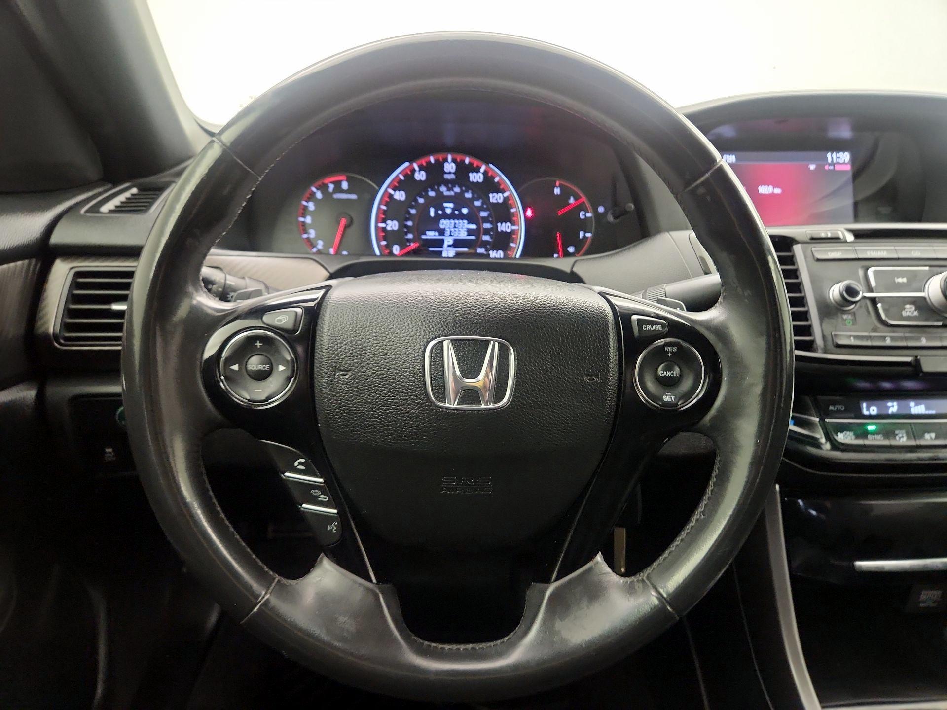 Thumbnail: 2016 Honda Accord - 10