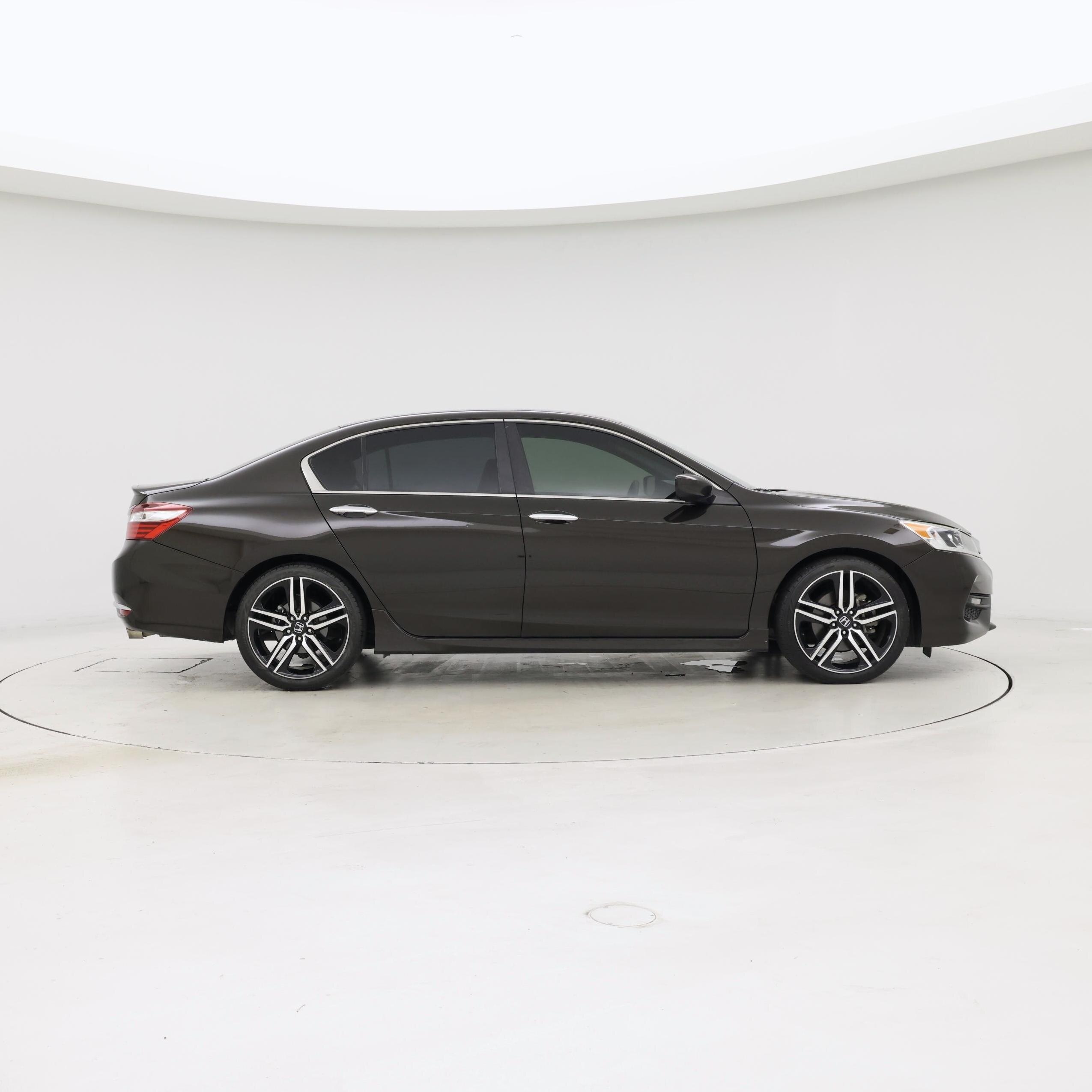 Thumbnail: 2016 Honda Accord - 7