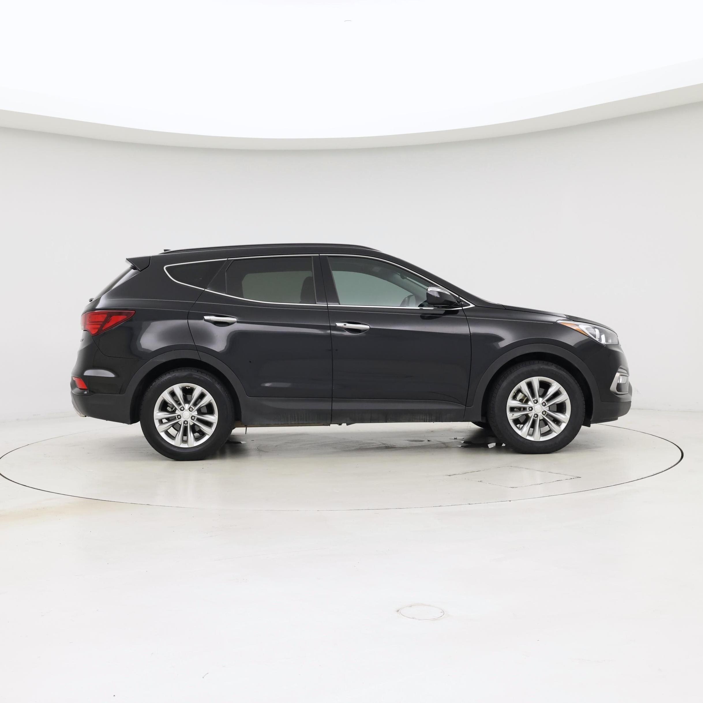 Thumbnail: 2017 Hyundai Santa Fe - 7