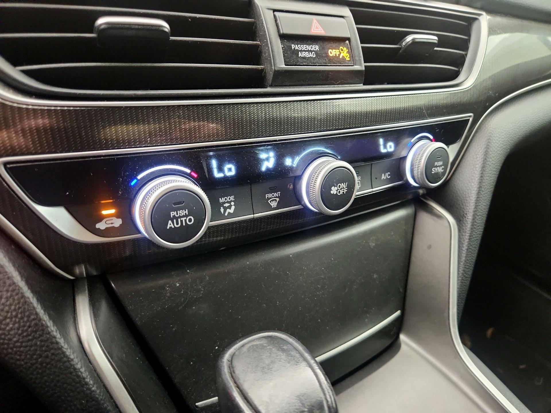 Thumbnail: 2019 Honda Accord - 16