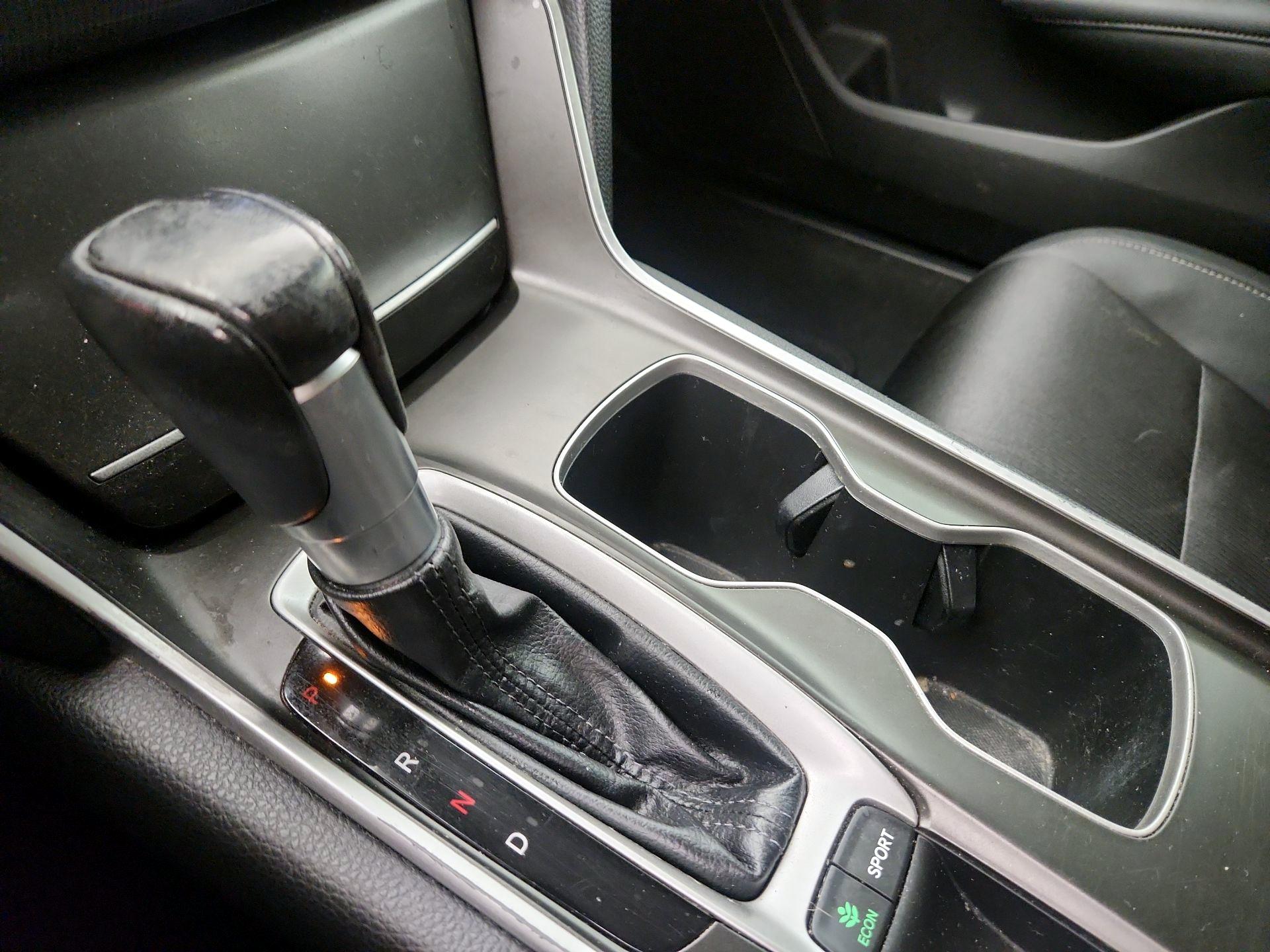 Thumbnail: 2019 Honda Accord - 17