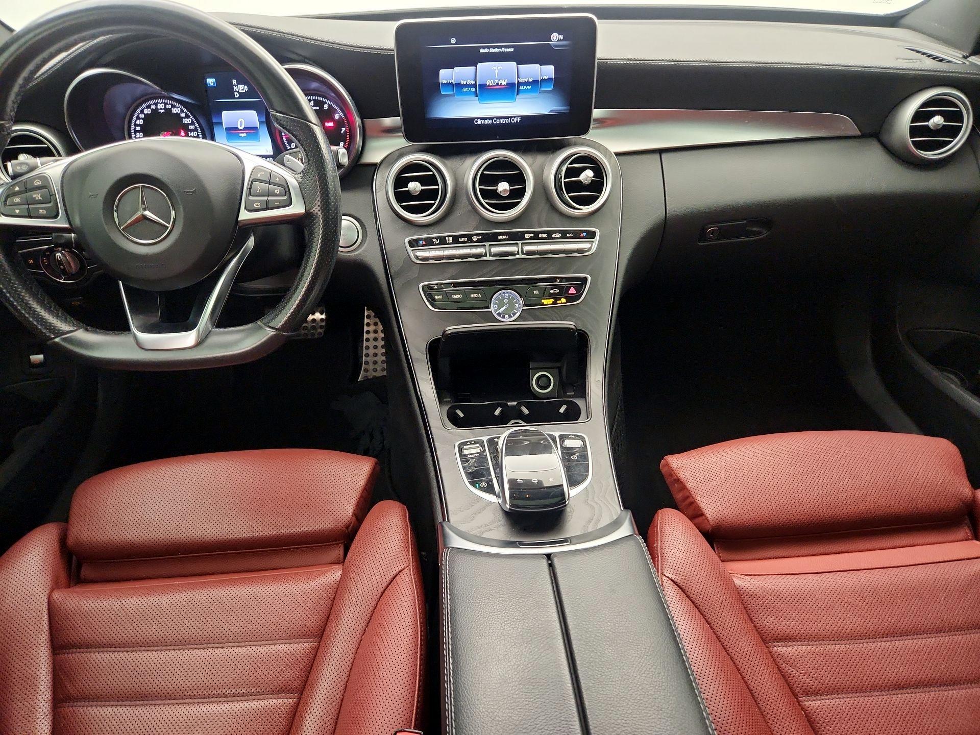 Thumbnail: 2015 Mercedes-Benz C-Class - 9