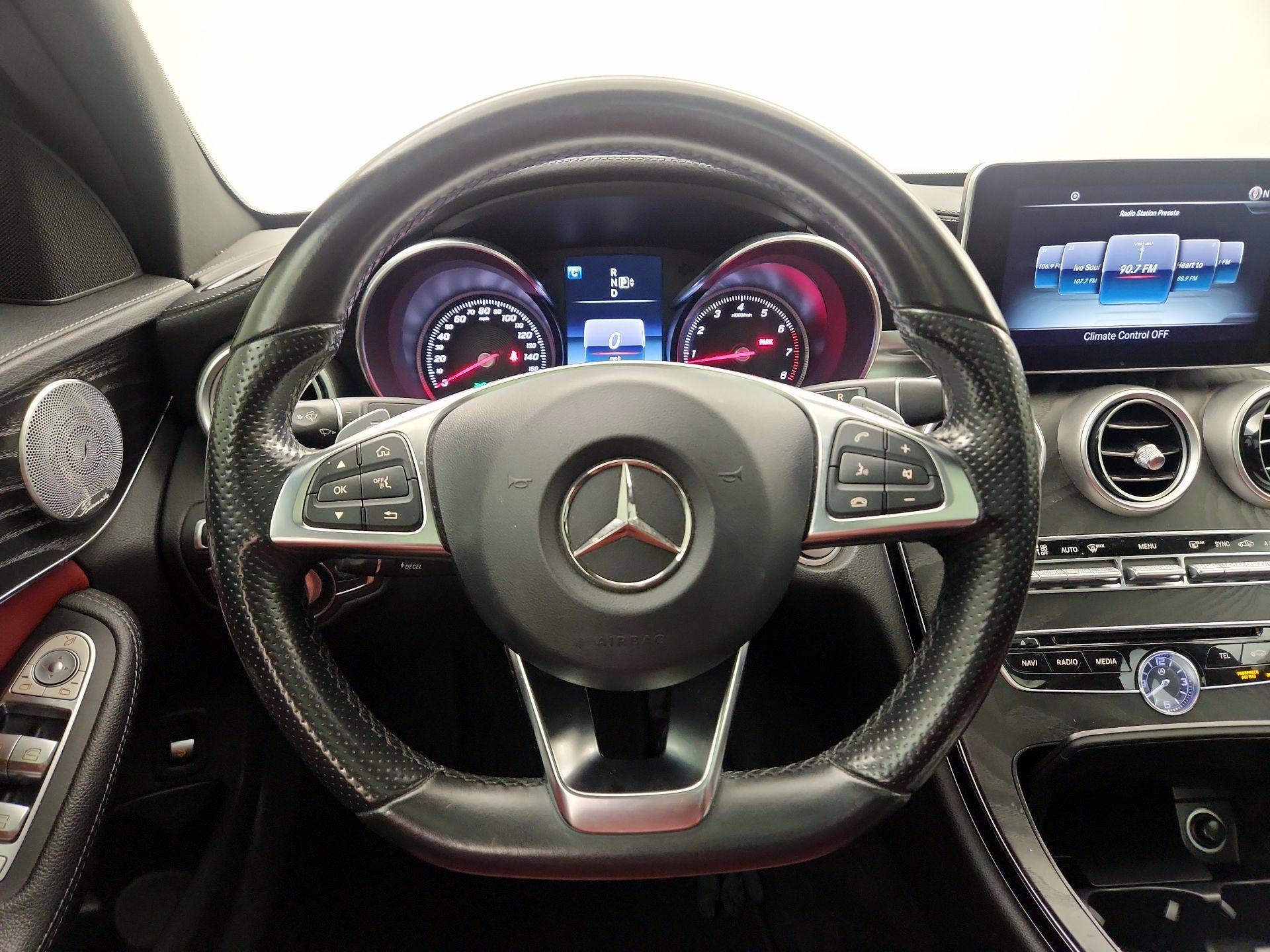 Thumbnail: 2015 Mercedes-Benz C-Class - 10