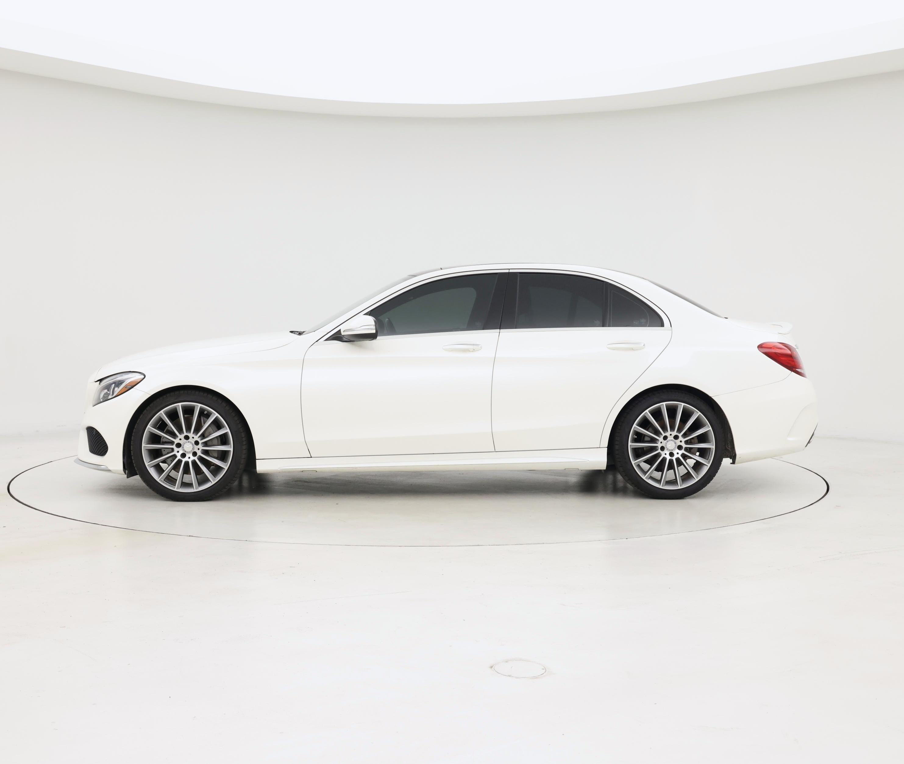 Thumbnail: 2015 Mercedes-Benz C-Class - 3