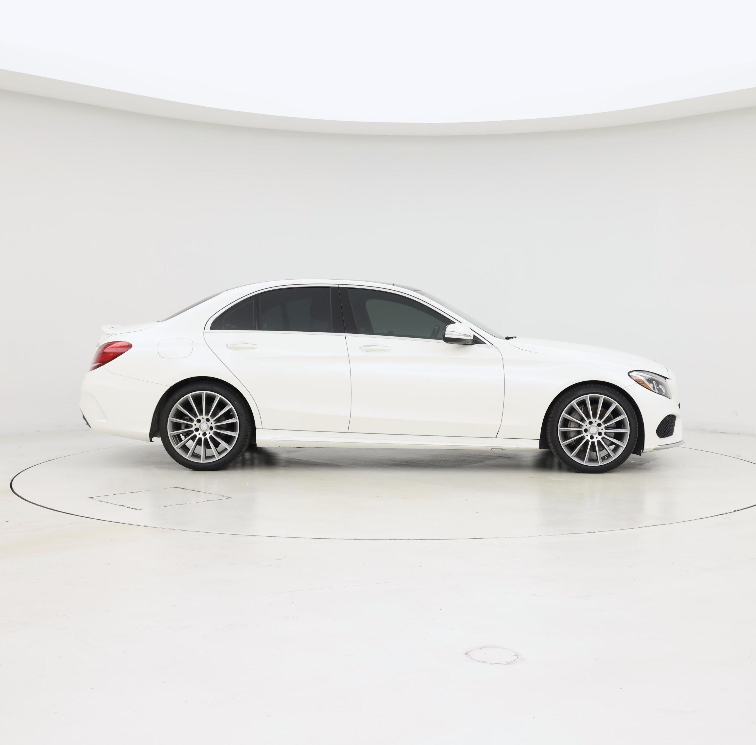 Thumbnail: 2015 Mercedes-Benz C-Class - 7