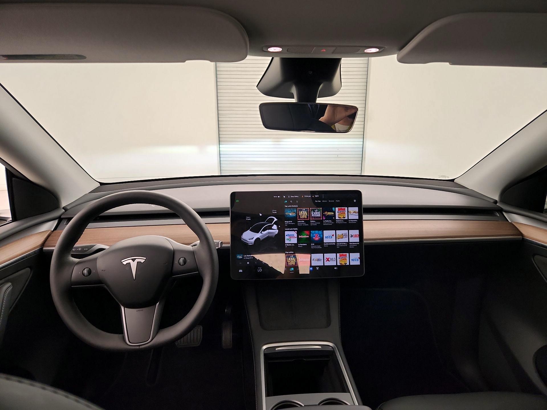 Thumbnail: 2024 Tesla Model Y - 9