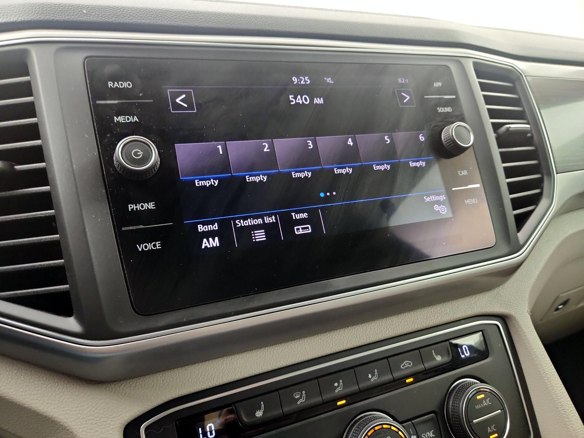 Thumbnail: 2019 Volkswagen Atlas - 13