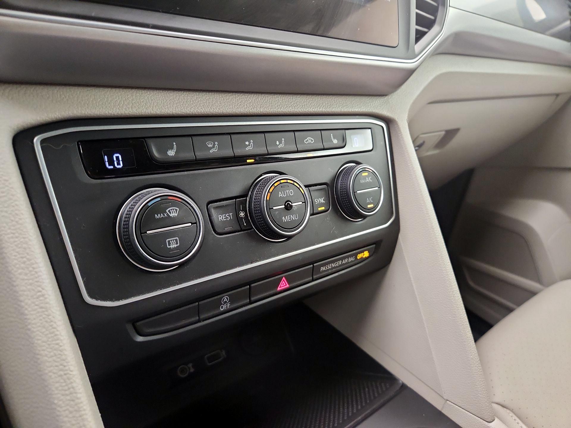 Thumbnail: 2019 Volkswagen Atlas - 14