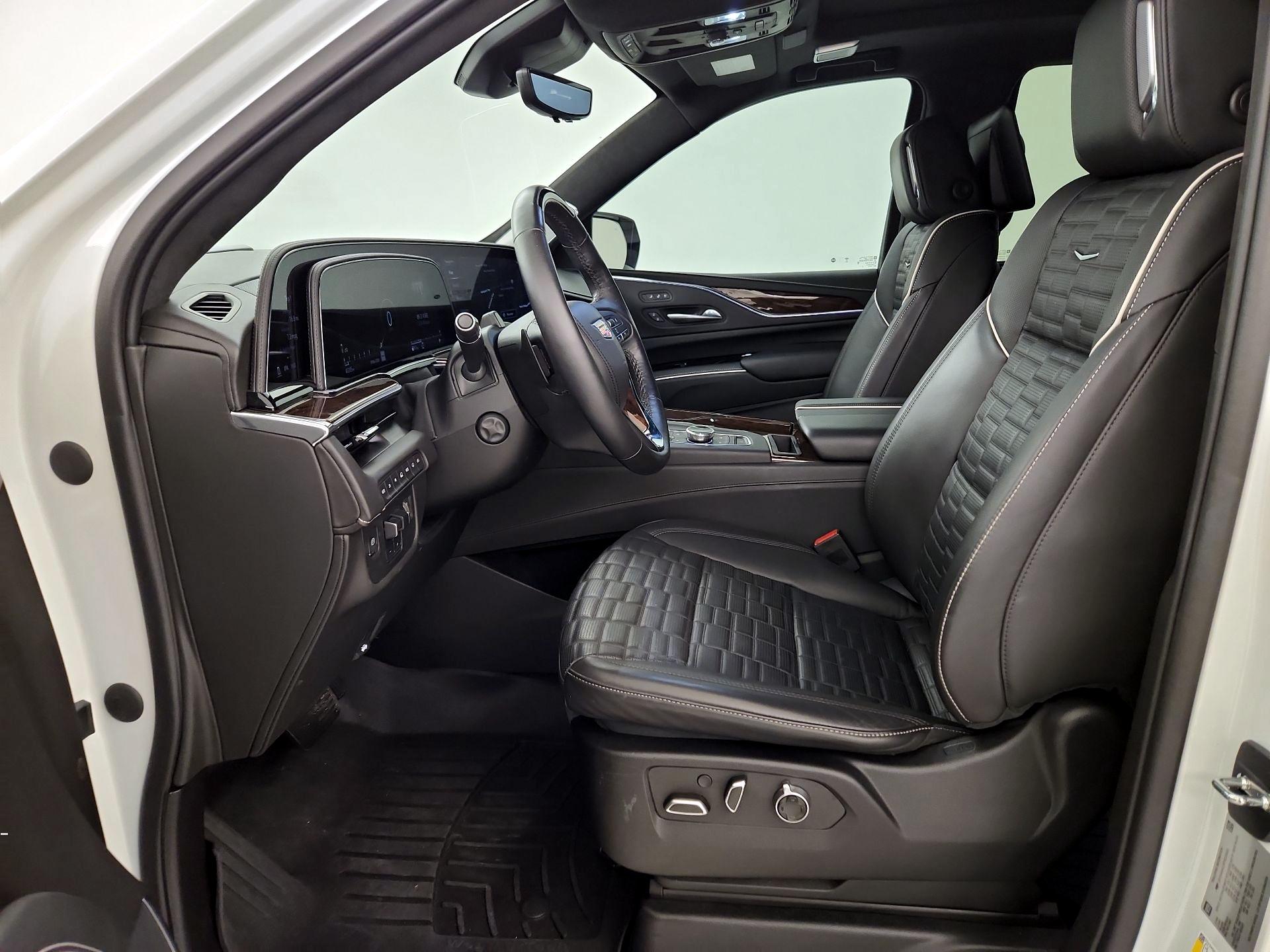 Thumbnail: 2023 Cadillac Escalade - 11