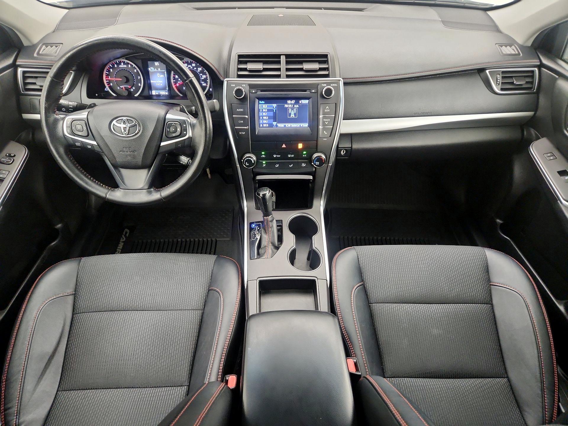 Thumbnail: 2016 Toyota Camry - 9