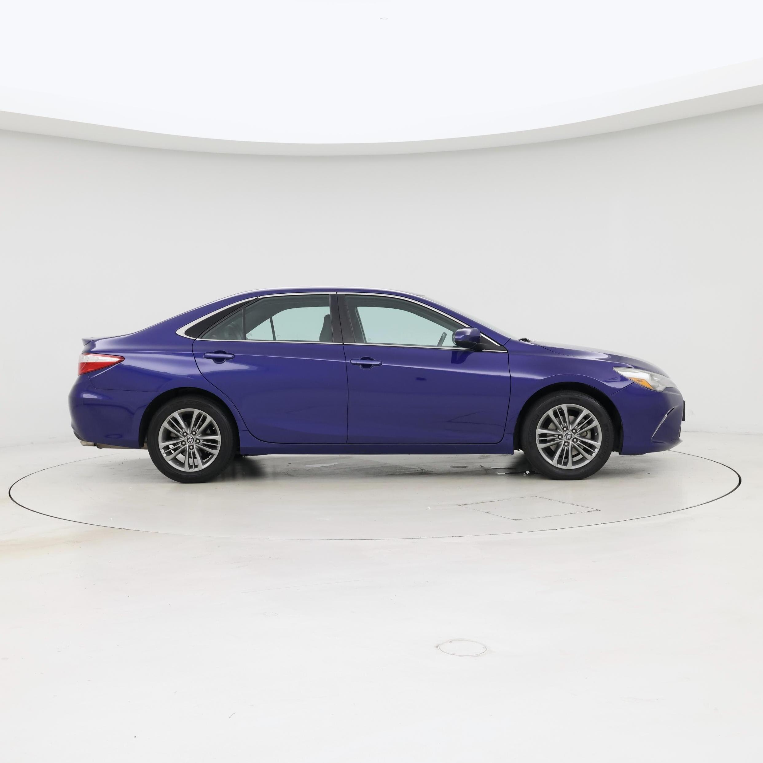 Thumbnail: 2016 Toyota Camry - 7